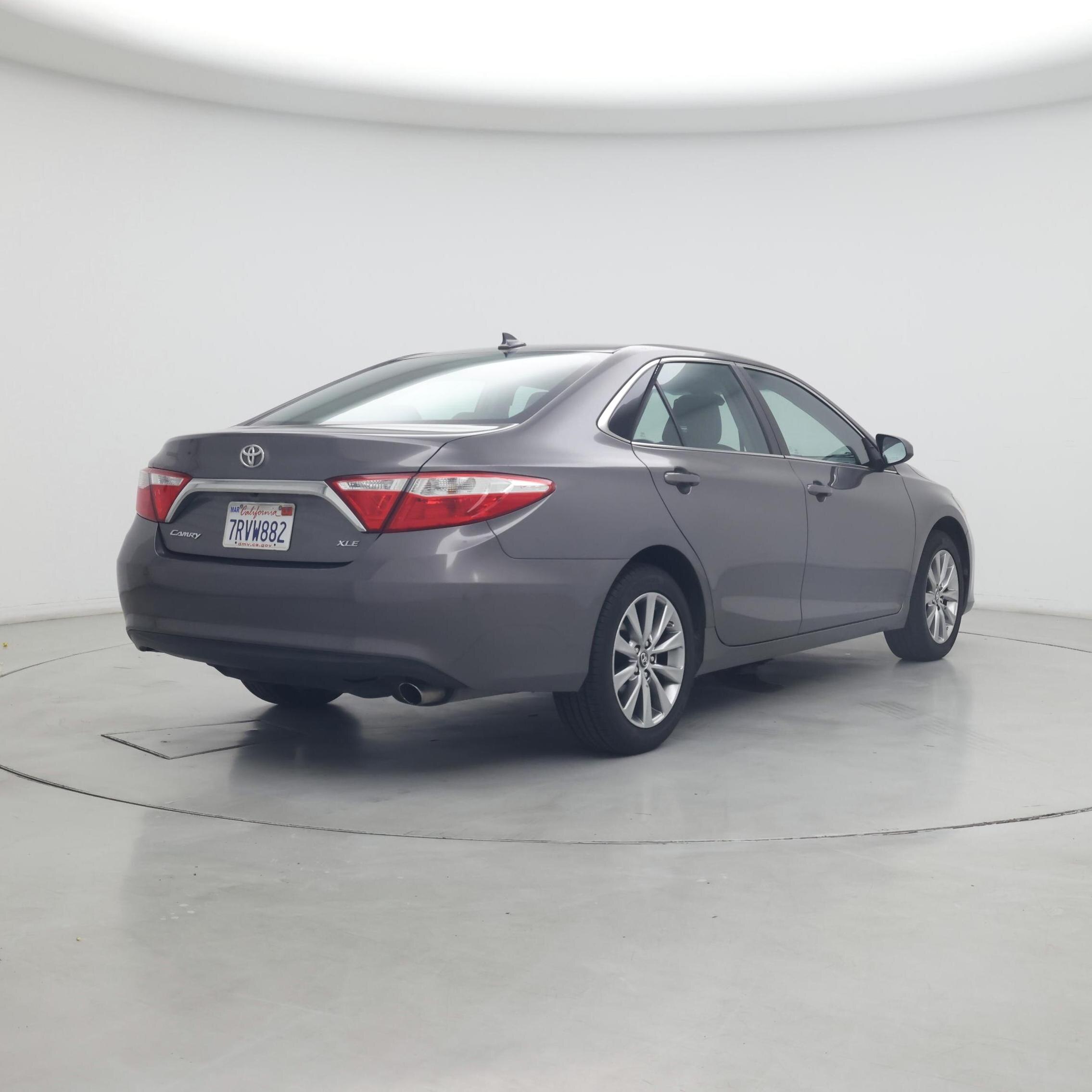 Thumbnail: 2016 Toyota Camry - 8