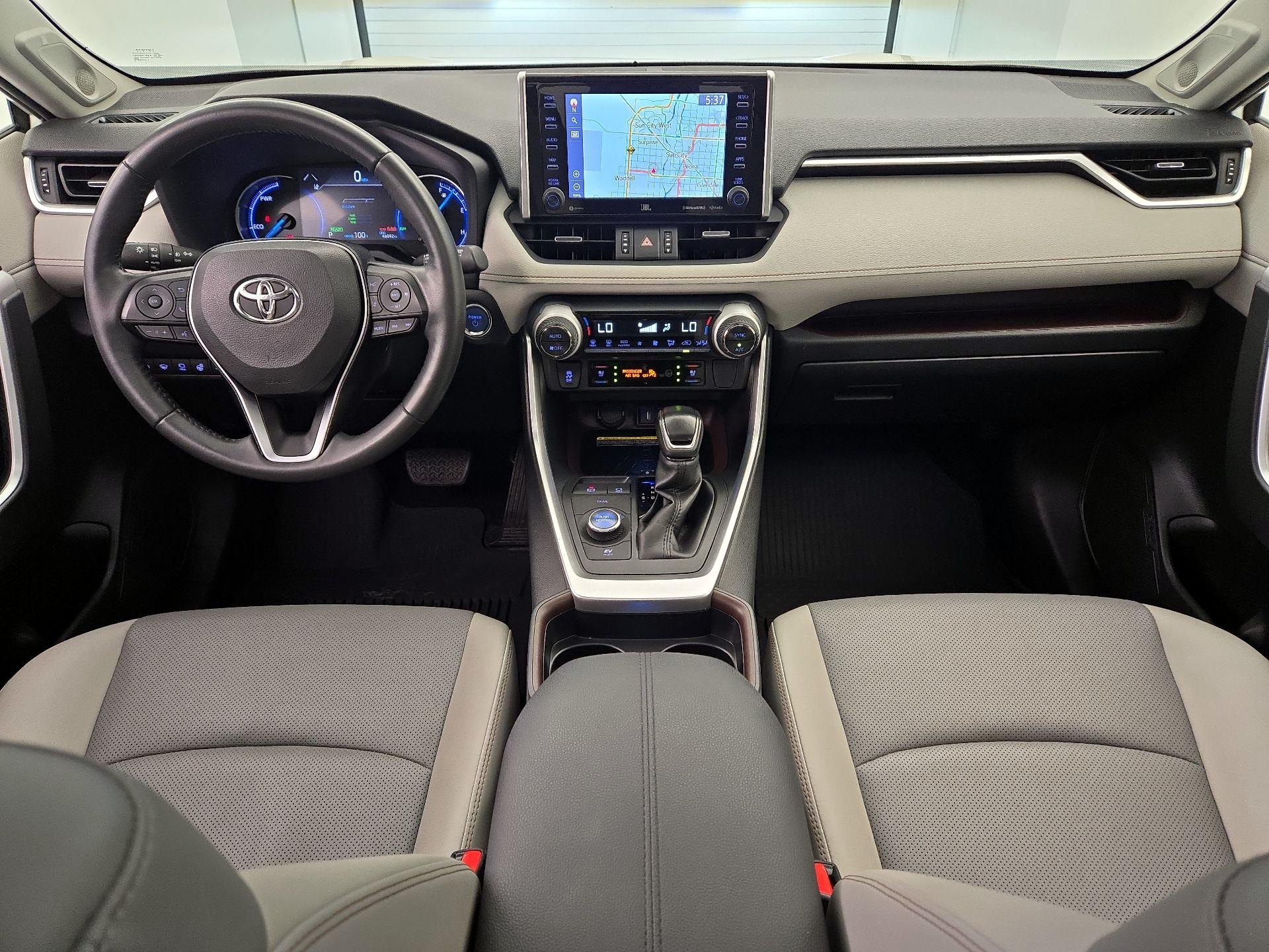 Thumbnail: 2020 Toyota RAV4 - 9