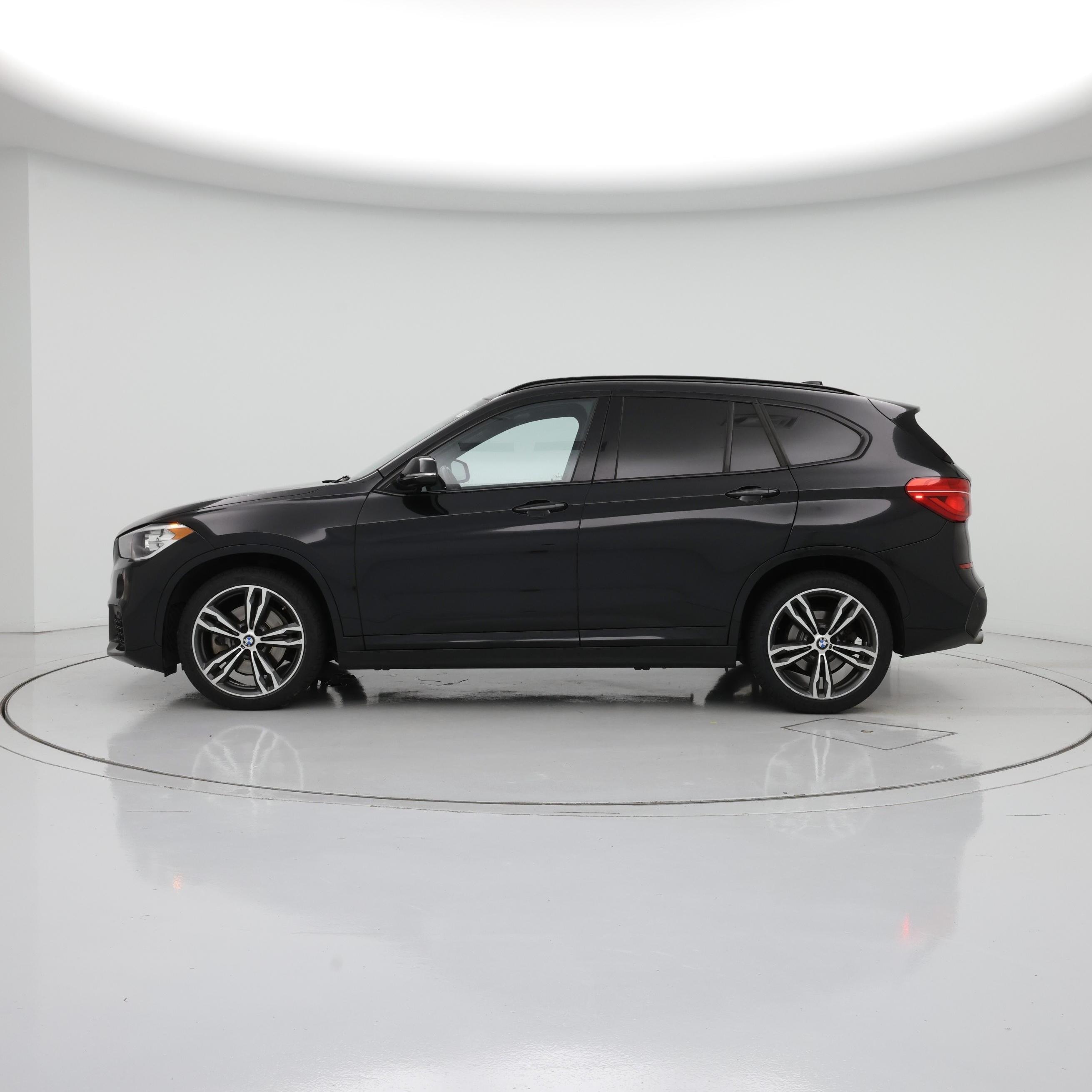 Thumbnail: 2019 BMW X1 - 3