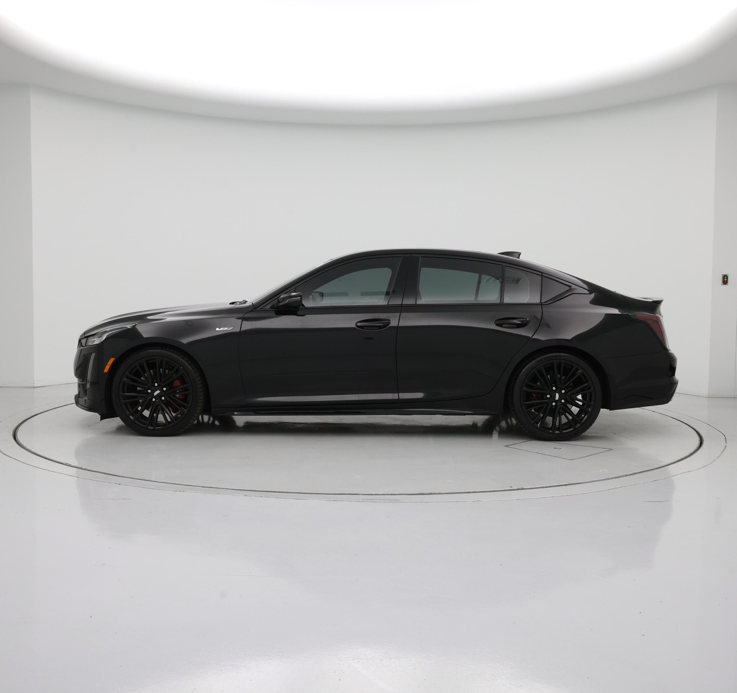 Thumbnail: 2022 Cadillac CT5 - 3