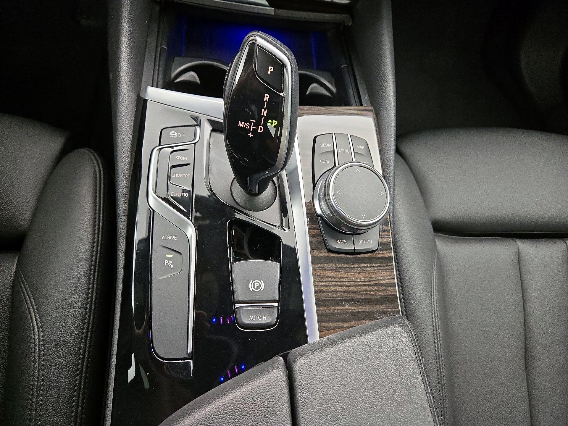 Thumbnail: 2018 BMW 5 Series - 18