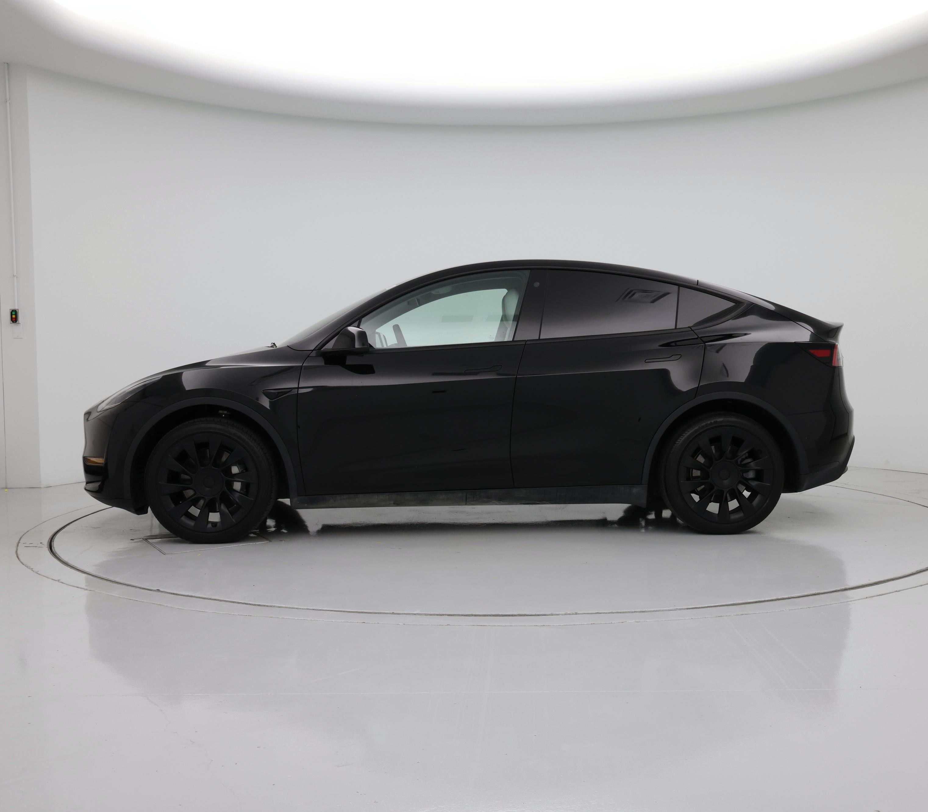 Thumbnail: 2021 Tesla Model Y - 3