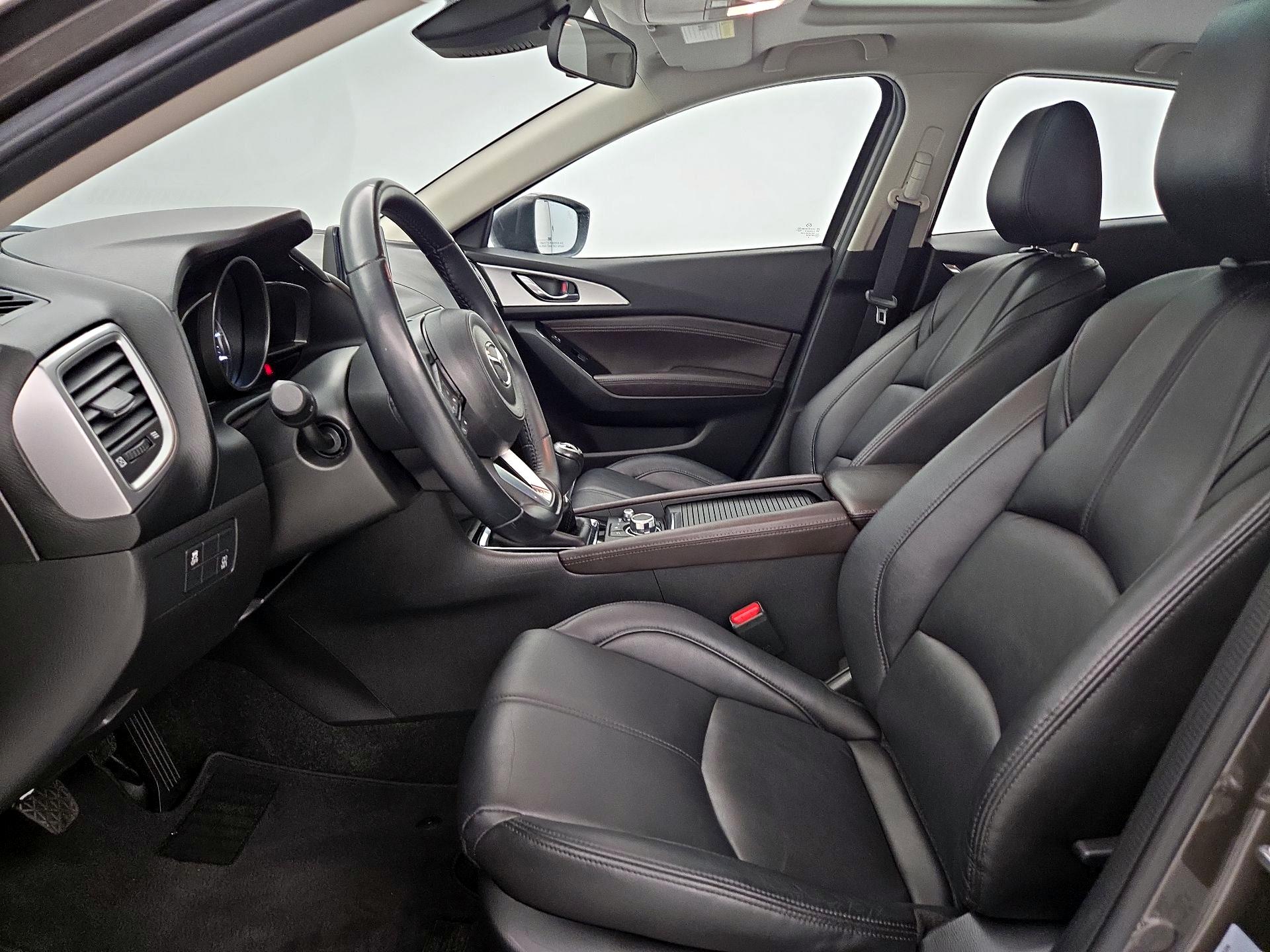 Thumbnail: 2017 Mazda Mazda3 - 11