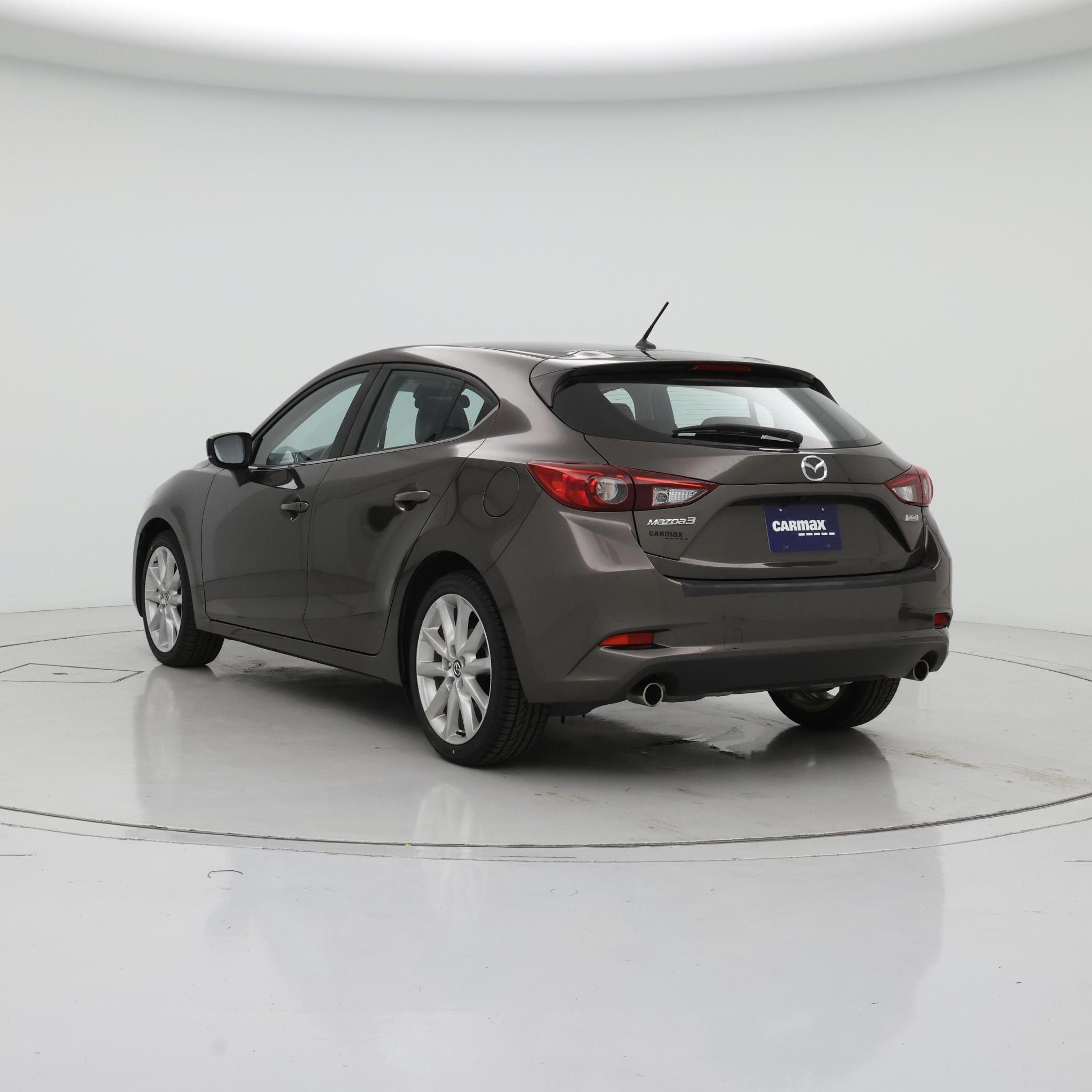Thumbnail: 2017 Mazda Mazda3 - 2