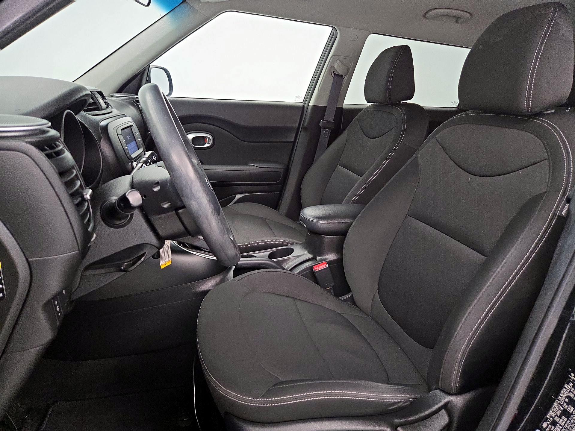 Thumbnail: 2019 Kia Soul - 11