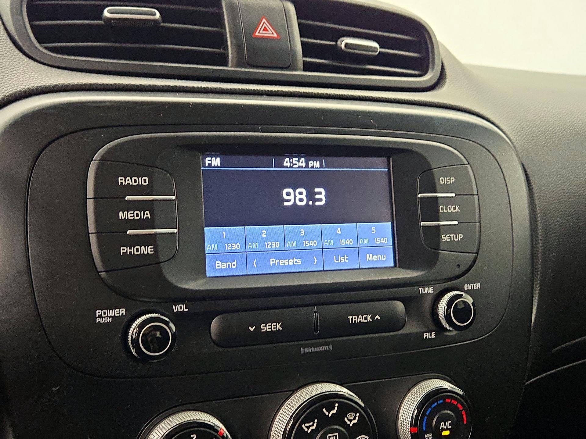 Thumbnail: 2019 Kia Soul - 15