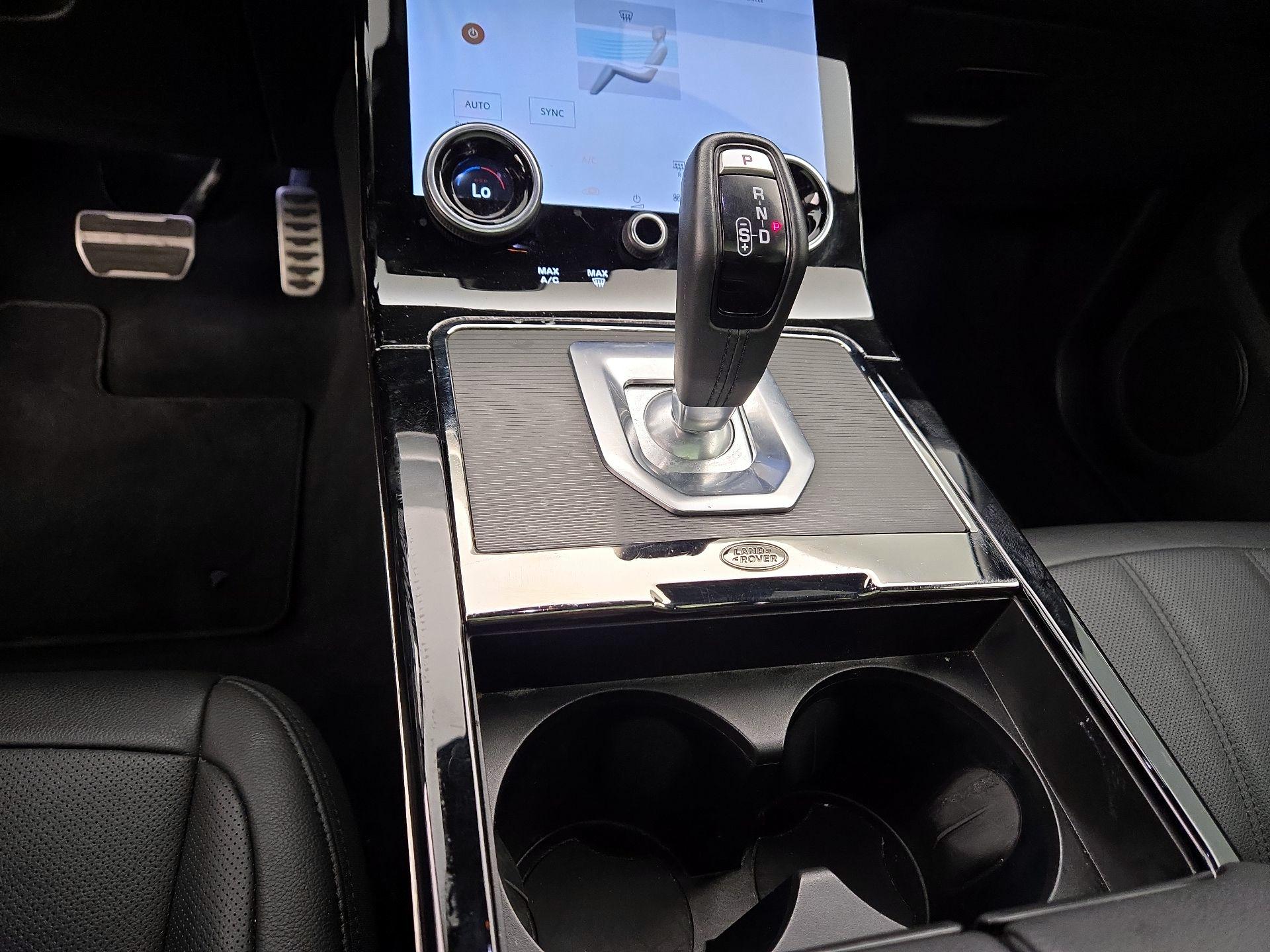 Thumbnail: 2023 Land Rover Range Rover Evoque - 18