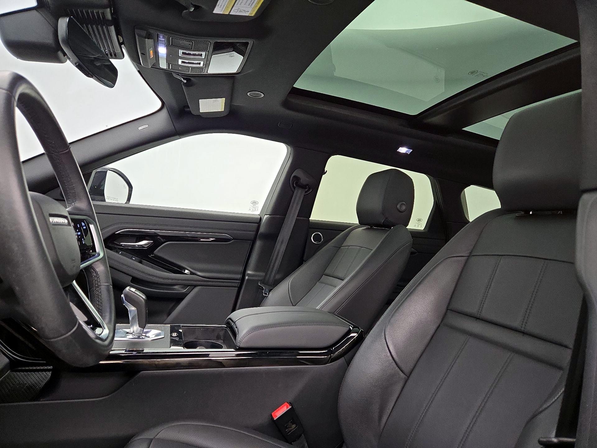 Thumbnail: 2023 Land Rover Range Rover Evoque - 20