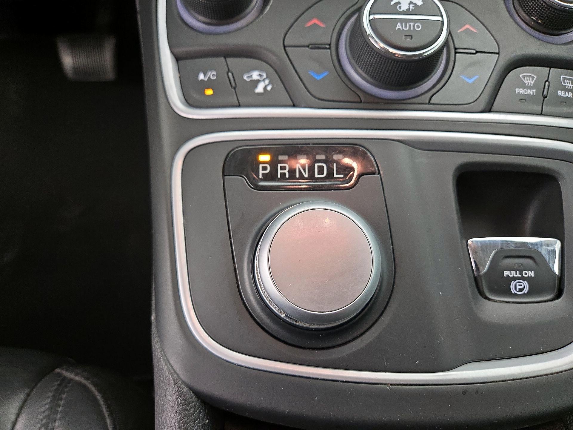 Thumbnail: 2017 Chrysler 200 - 17