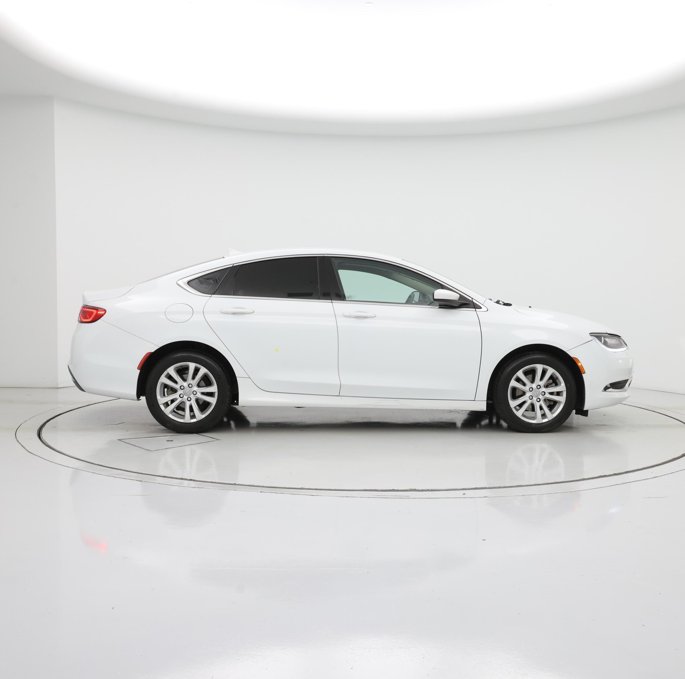 Thumbnail: 2017 Chrysler 200 - 7