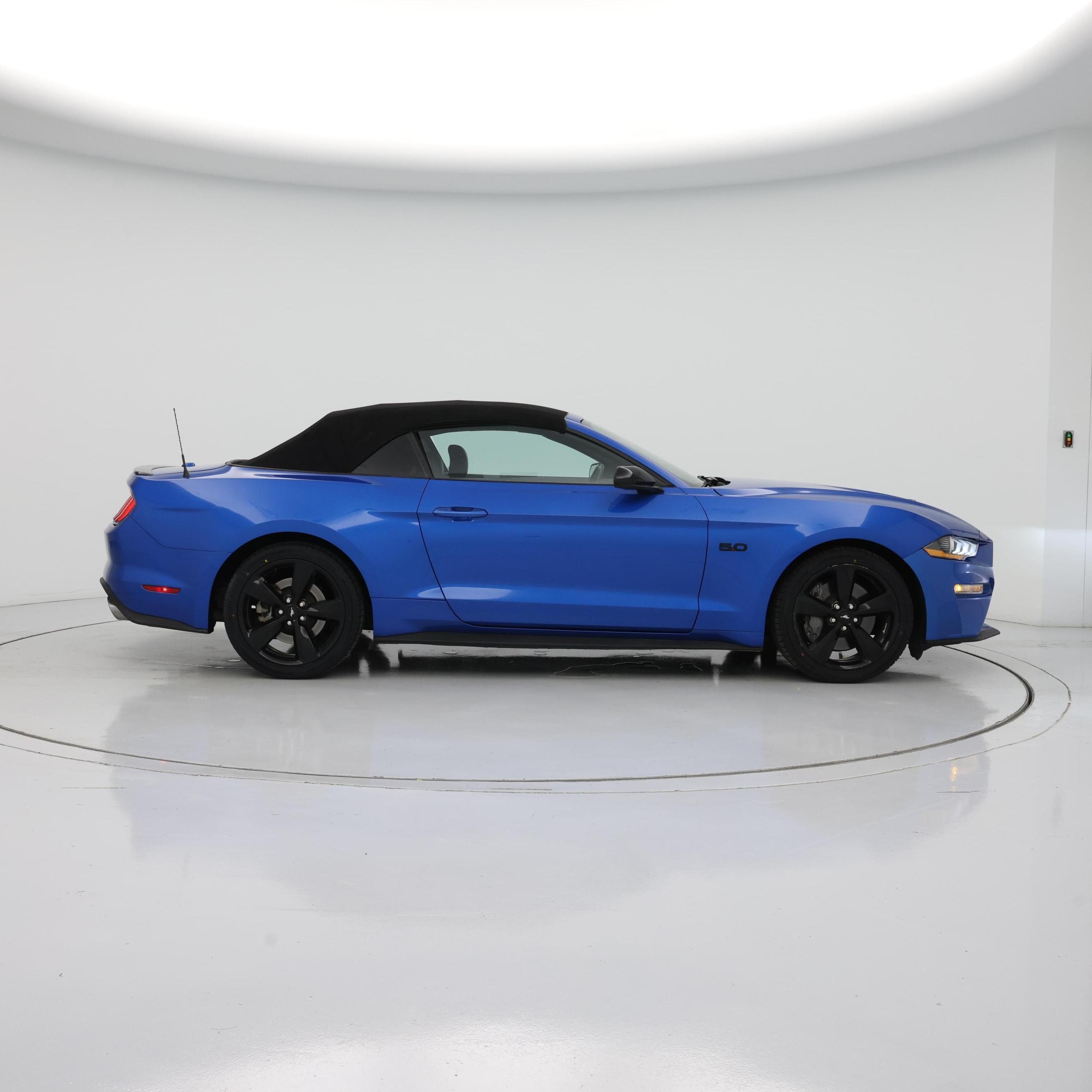 Thumbnail: 2021 Ford Mustang - 7