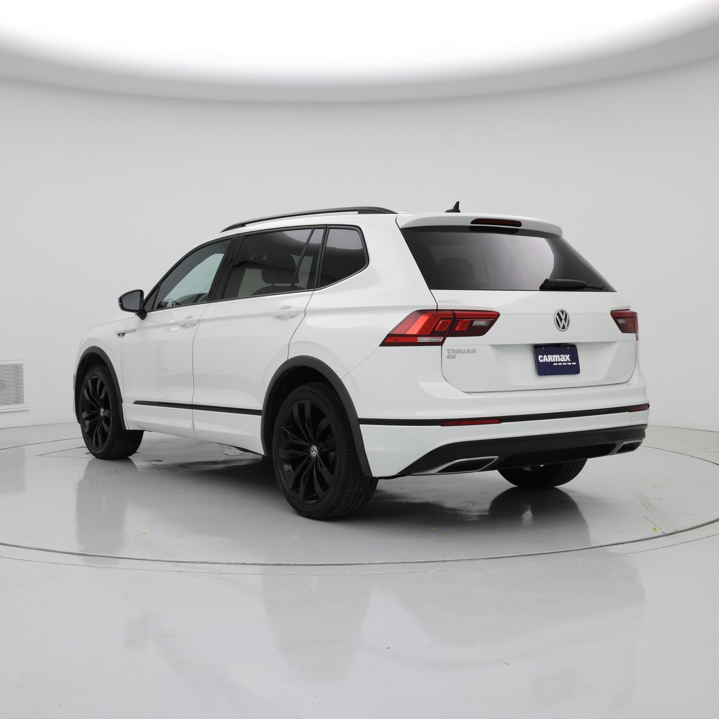 Thumbnail: 2021 Volkswagen Tiguan - 2