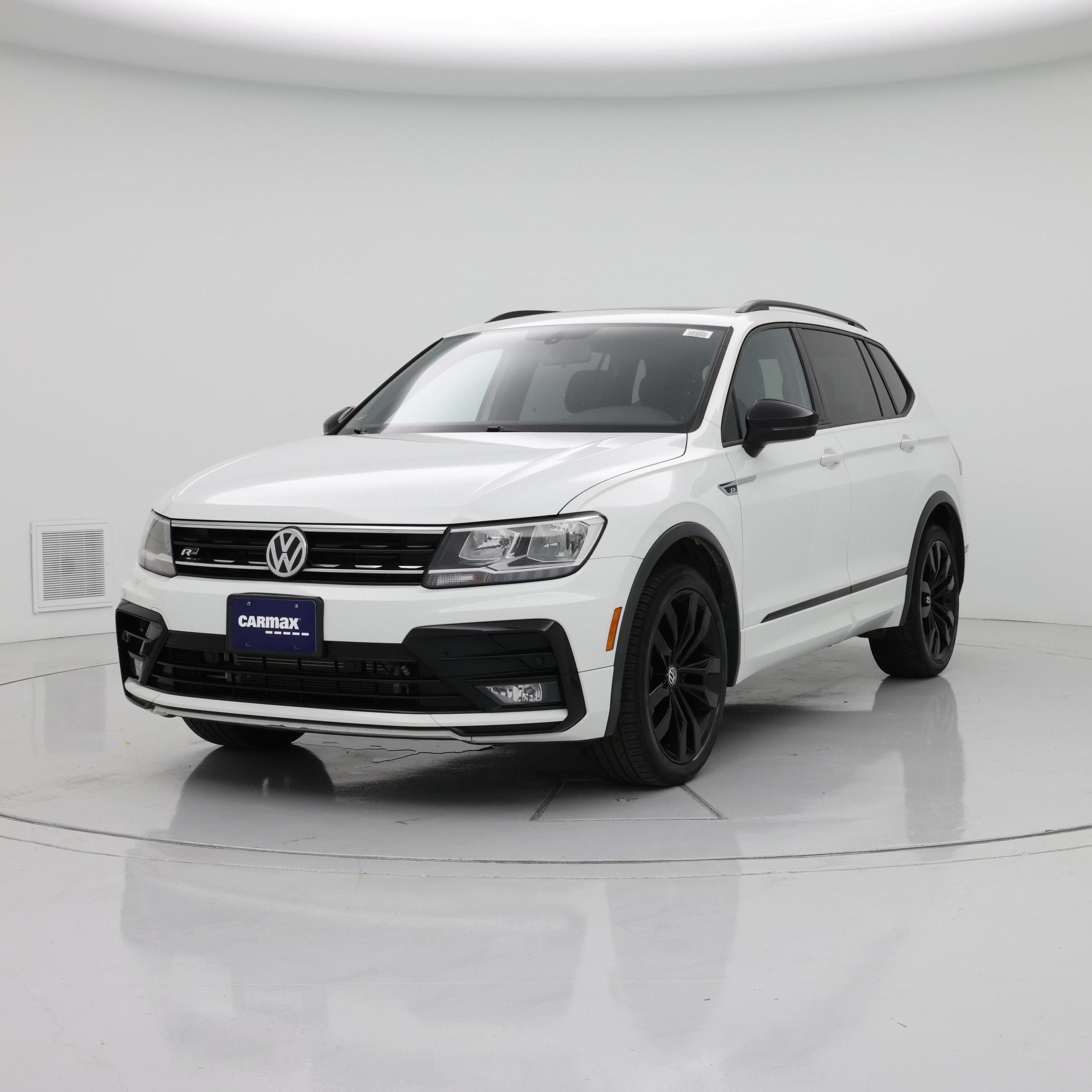 Thumbnail: 2021 Volkswagen Tiguan - 4
