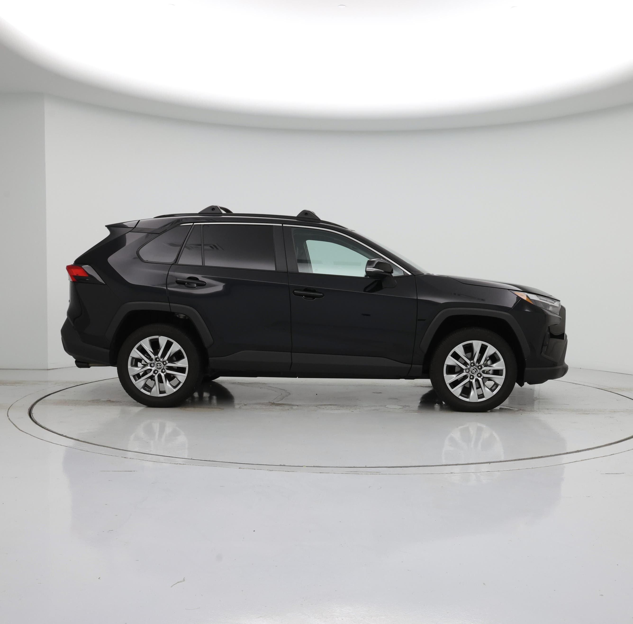 Thumbnail: 2024 Toyota RAV4 - 7