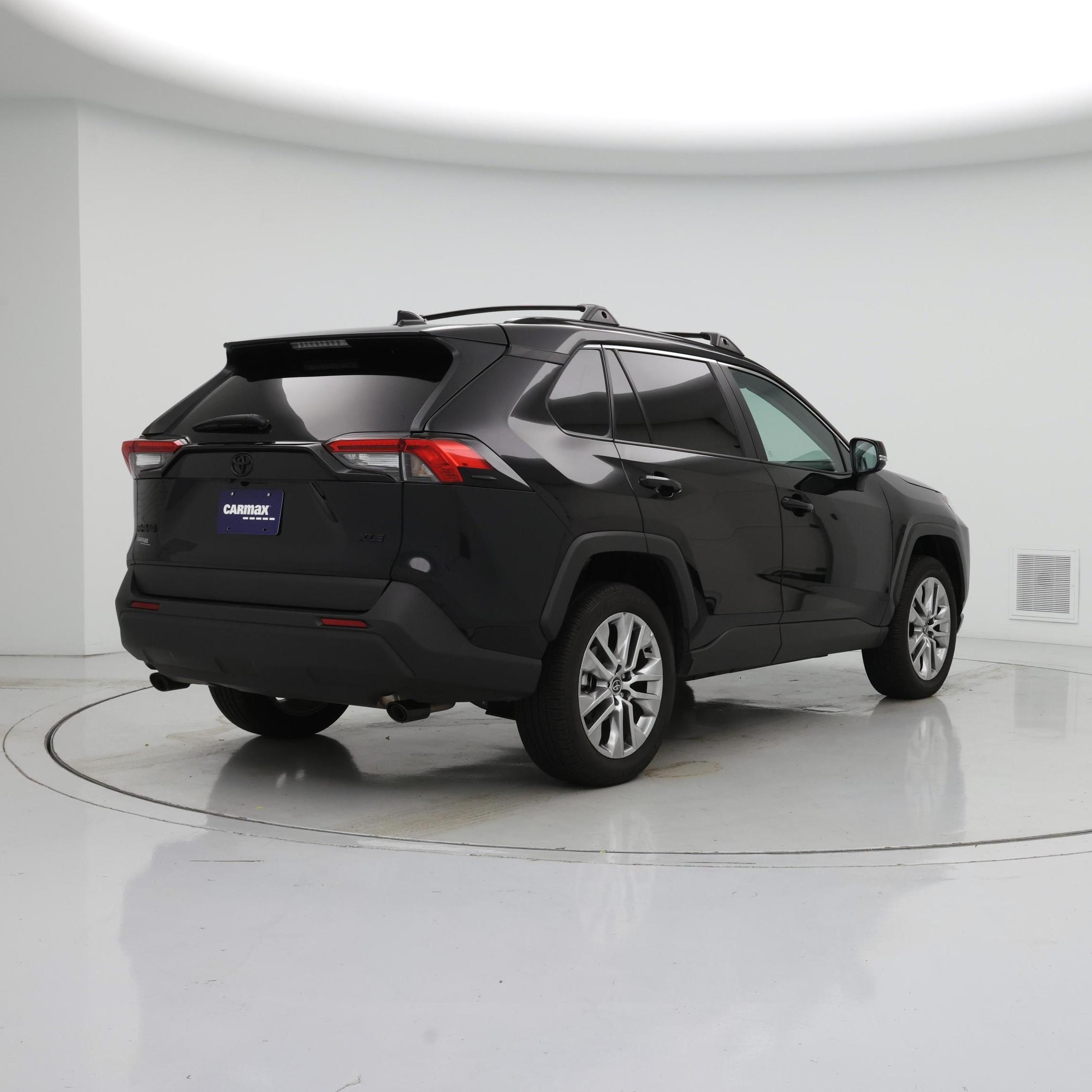 Thumbnail: 2024 Toyota RAV4 - 8