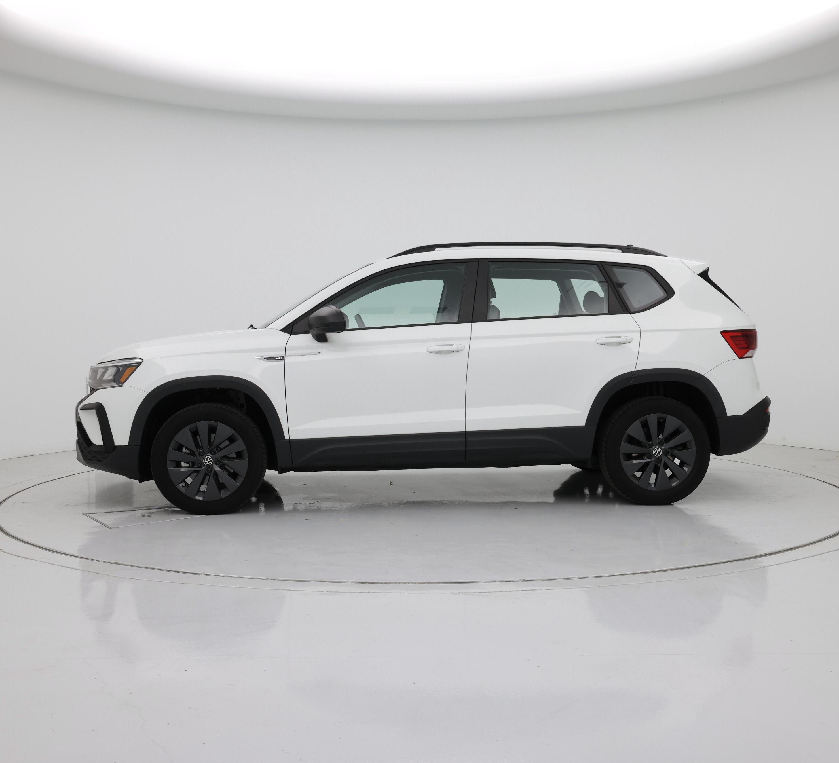 Thumbnail: 2023 Volkswagen Taos - 3