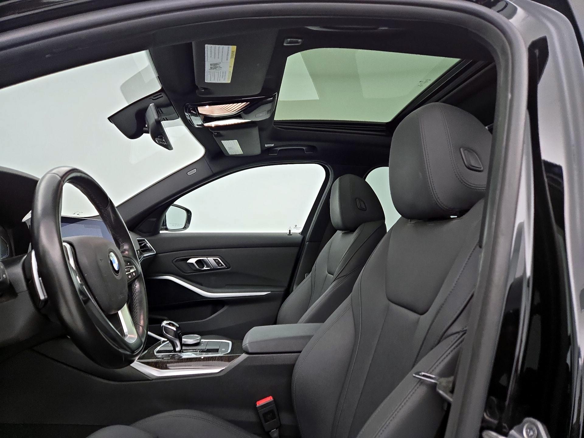 Thumbnail: 2021 BMW 3 Series - 20