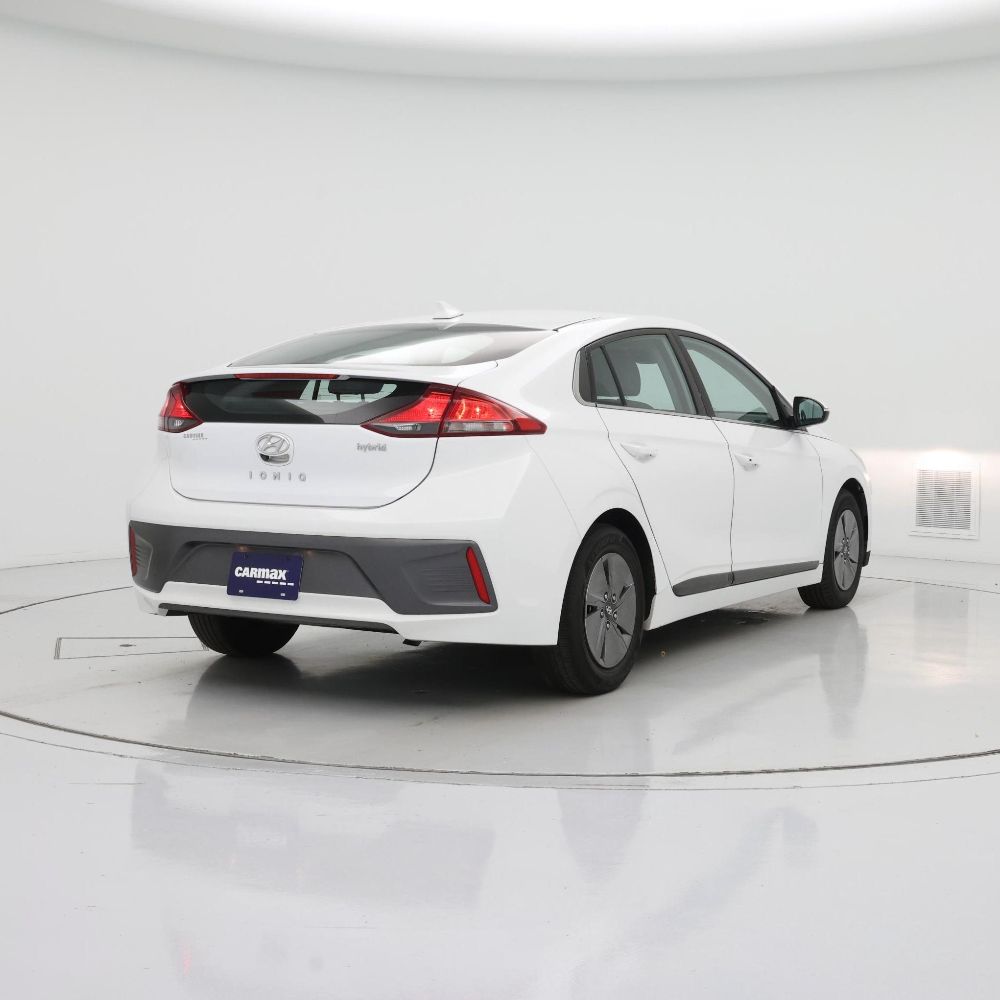 Thumbnail: 2022 Hyundai Ioniq - 8