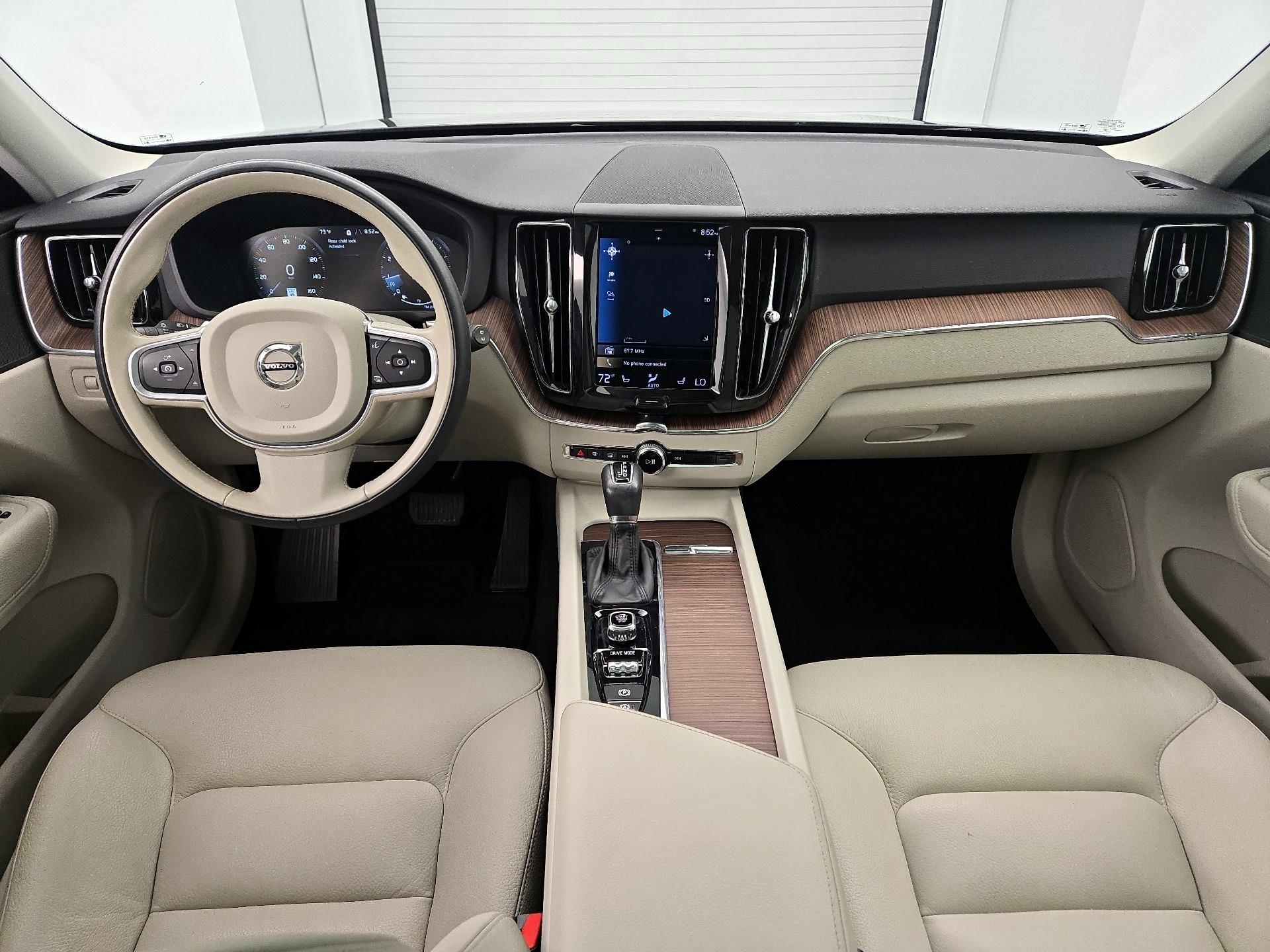 Thumbnail: 2021 Volvo XC60 - 9