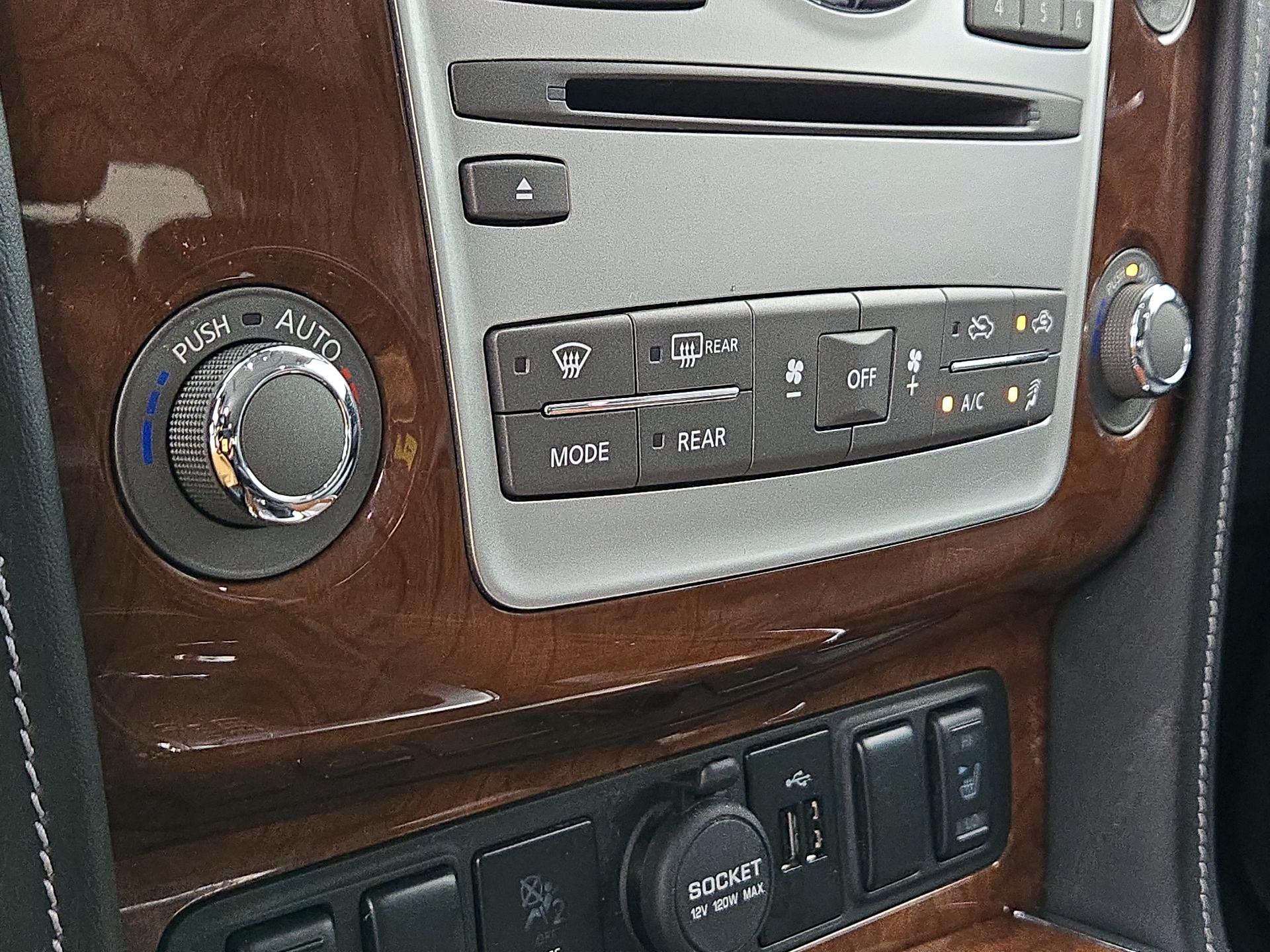 Thumbnail: 2019 INFINITI QX80 - 17