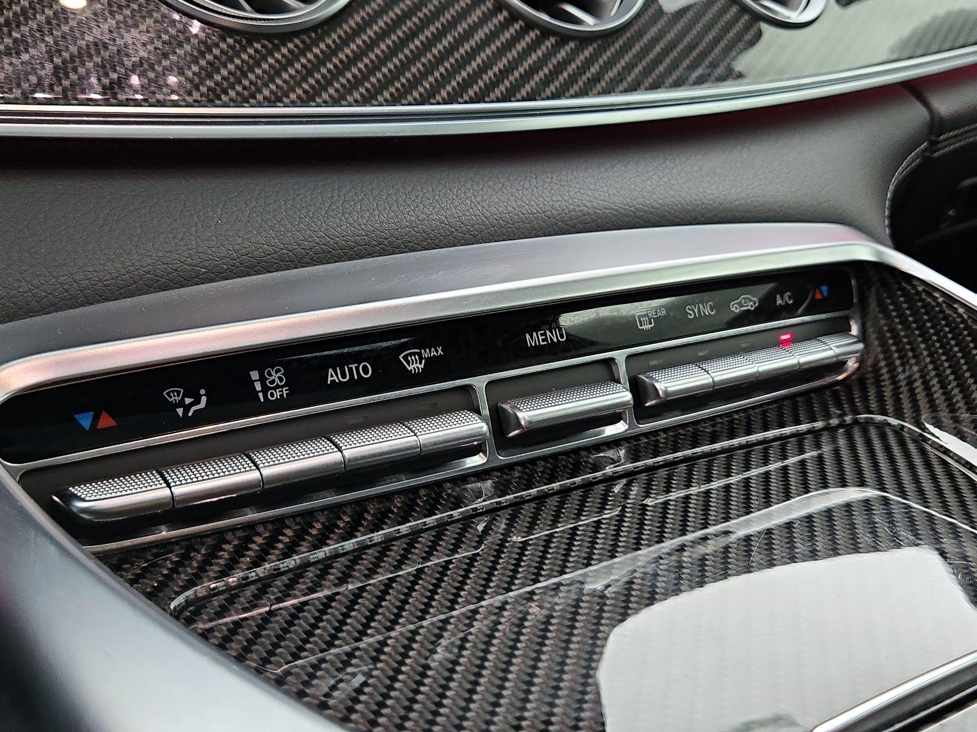 Thumbnail: 2020 Mercedes-Benz AMG GT - 17