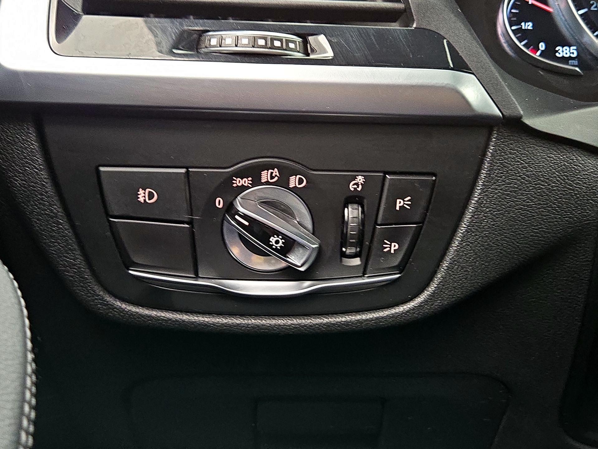 Thumbnail: 2019 BMW X3 - 13
