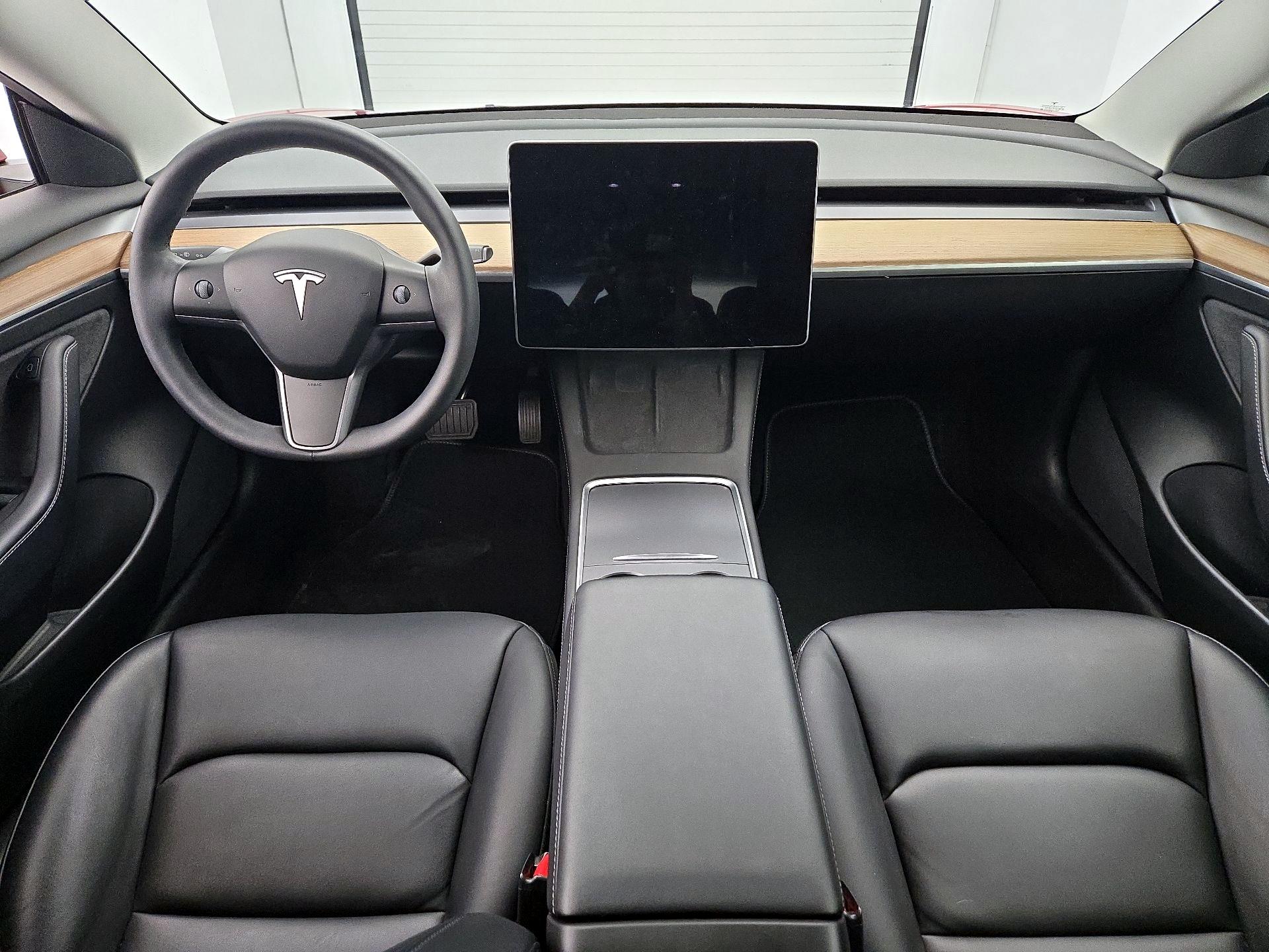 Thumbnail: 2022 Tesla Model 3 - 9