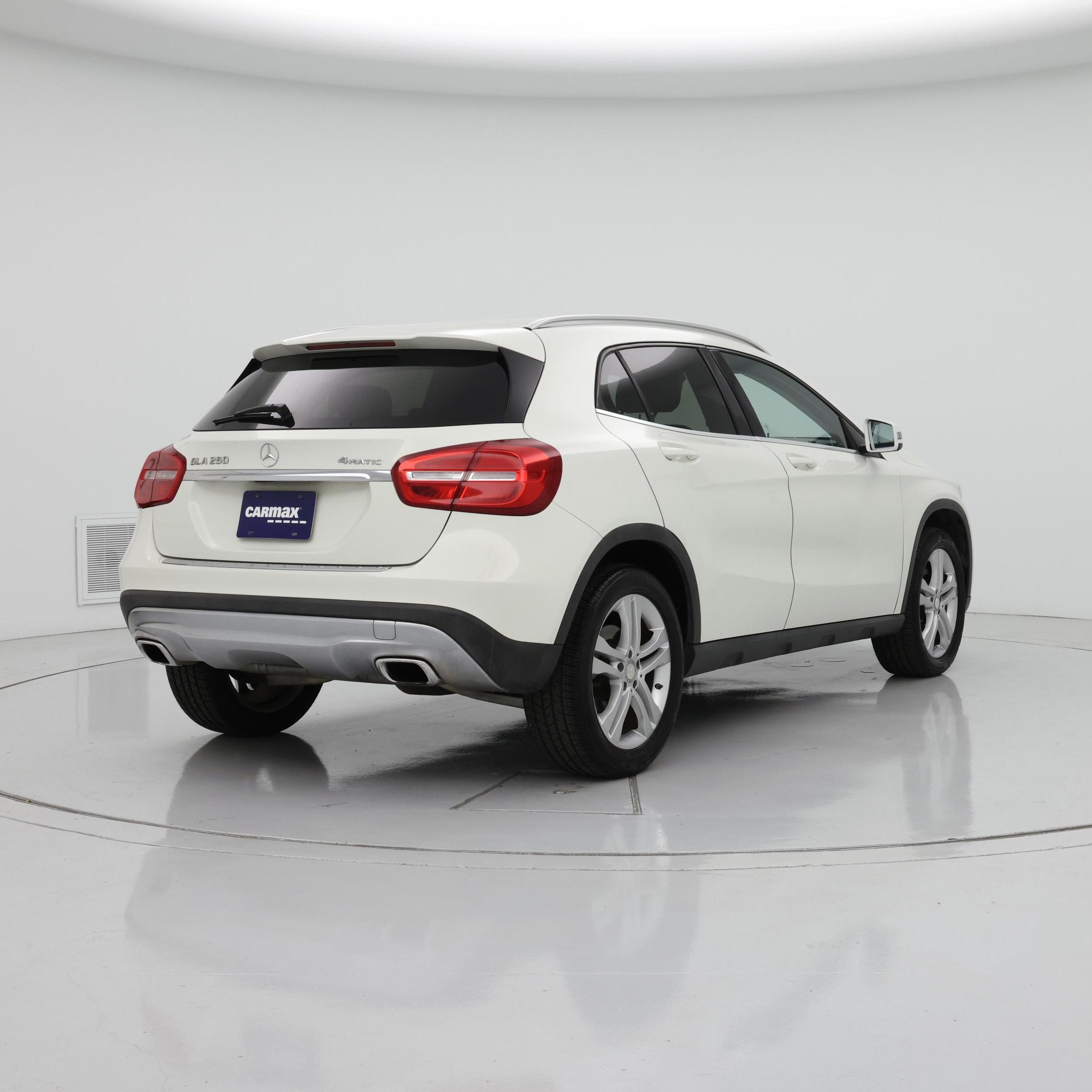 Thumbnail: 2015 Mercedes-Benz GLA - 8