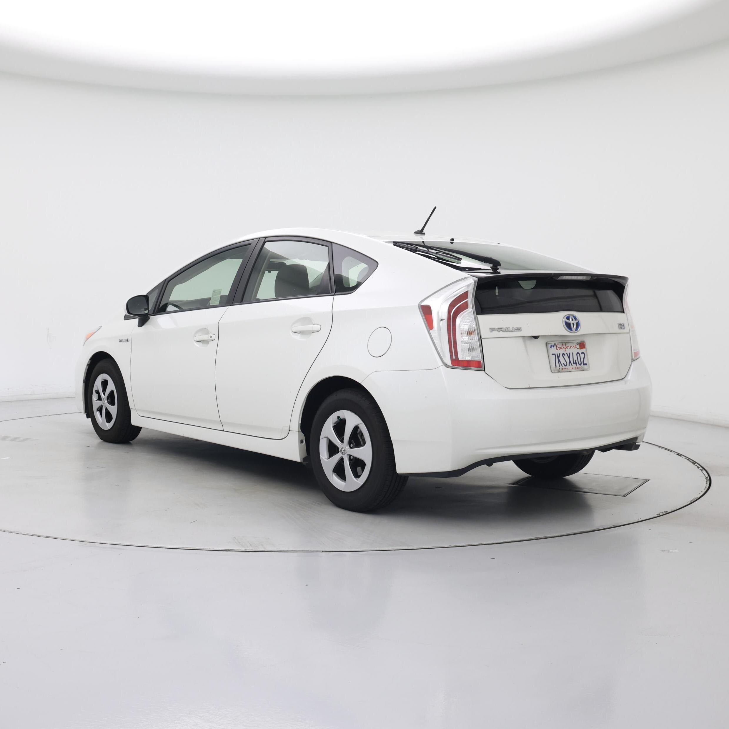 Thumbnail: 2015 Toyota Prius - 2