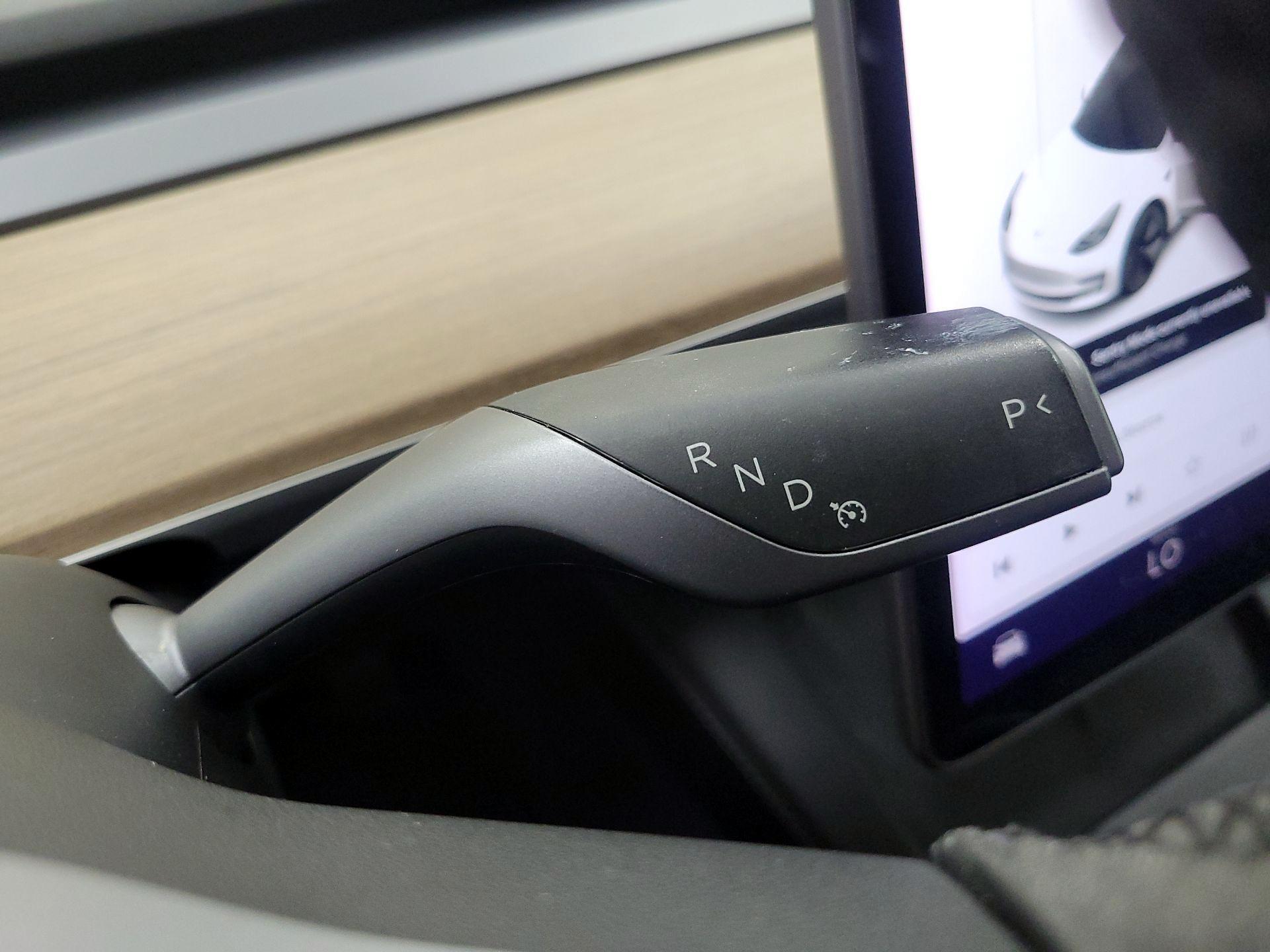 Thumbnail: 2021 Tesla Model 3 - 17