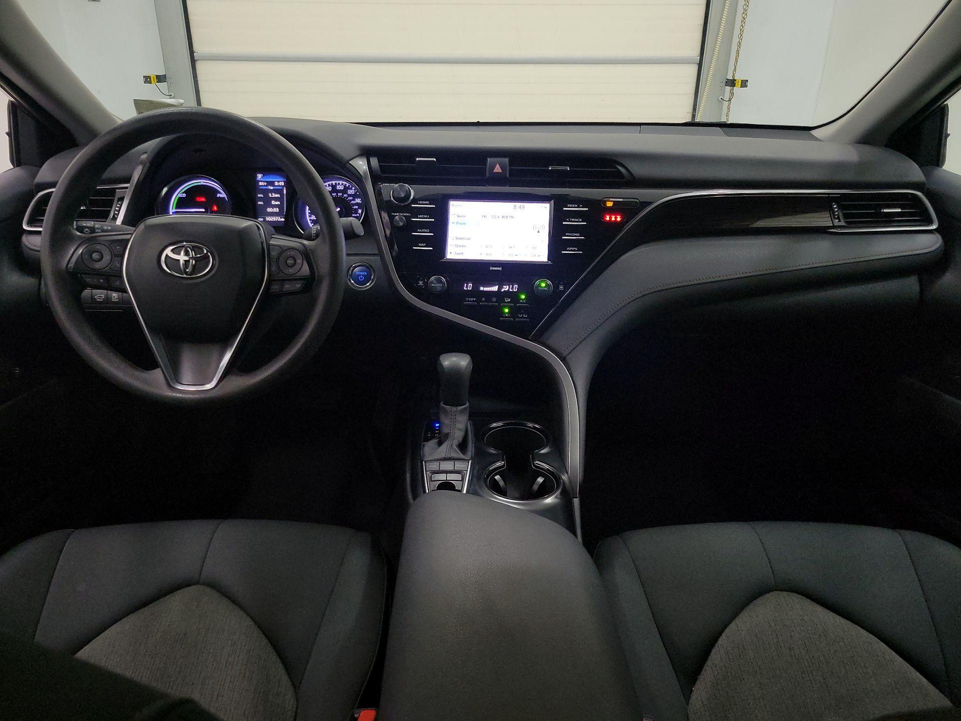 Thumbnail: 2020 Toyota Camry - 9