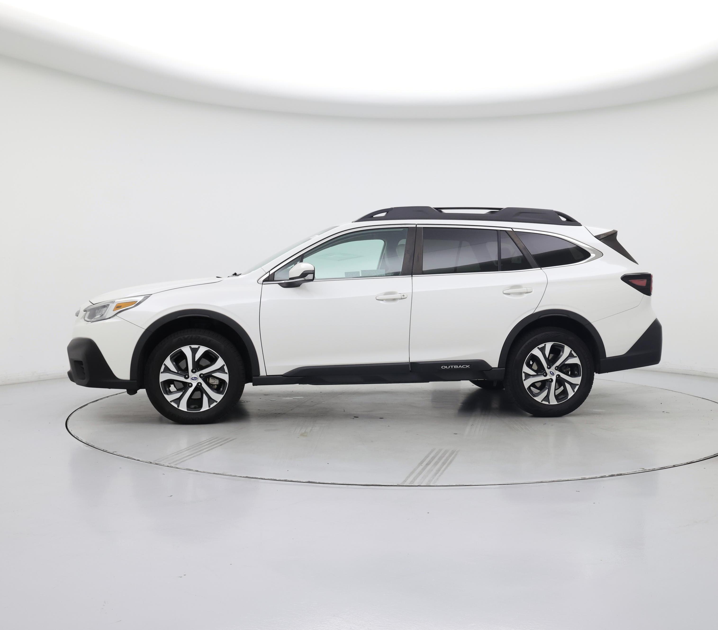 Thumbnail: 2022 Subaru Outback - 3