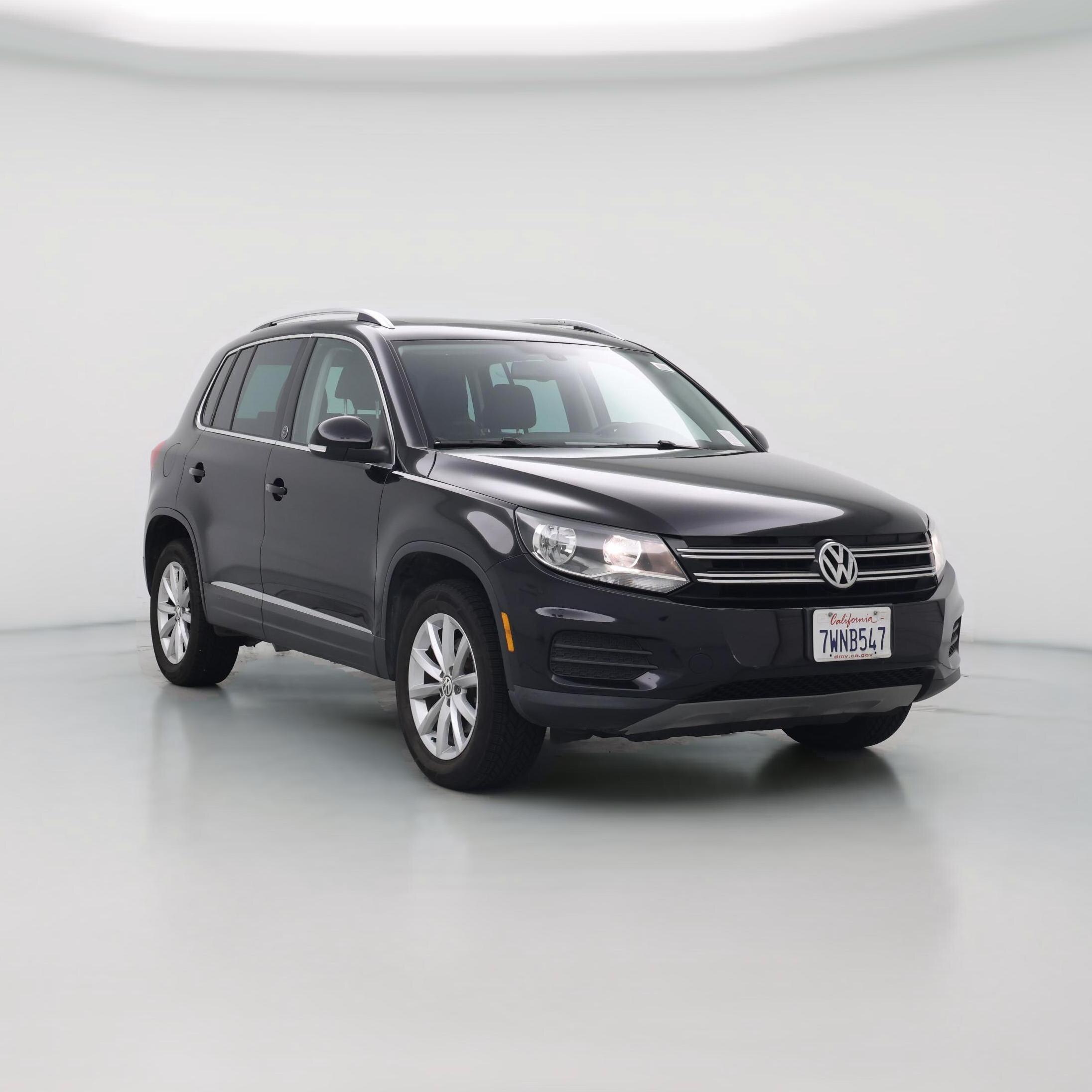 Thumbnail: 2017 Volkswagen Tiguan - 1