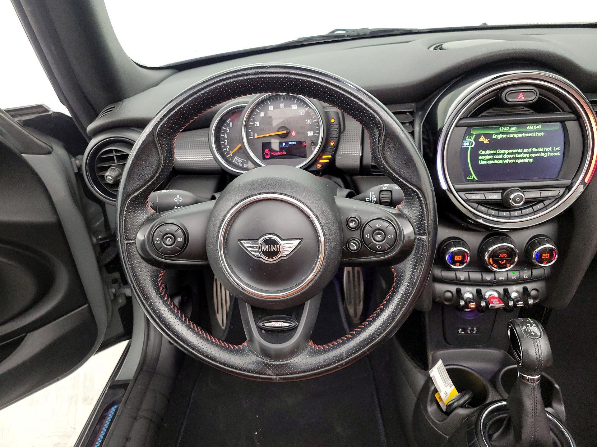 Thumbnail: 2017 MINI Cooper - 10