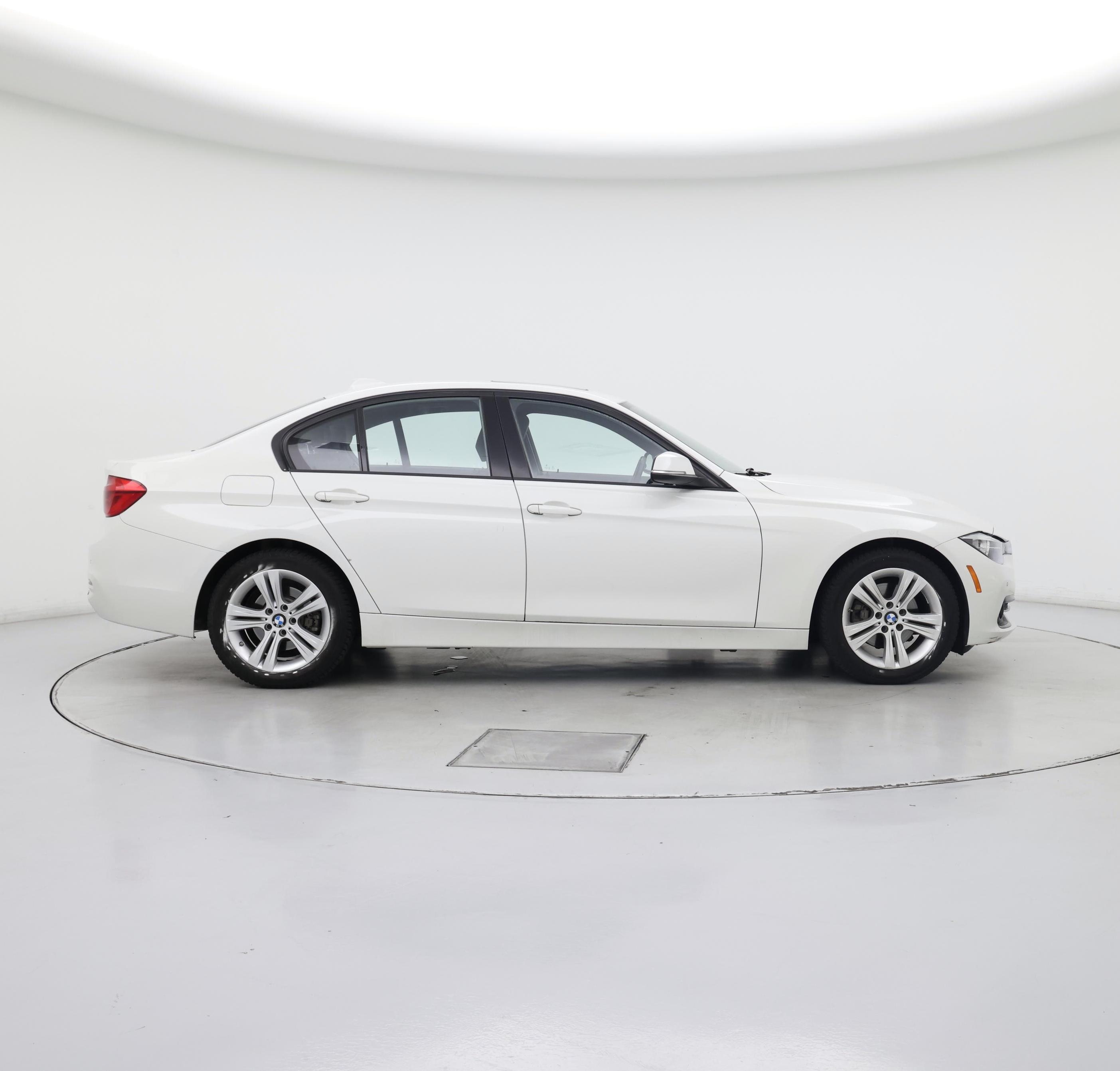 Thumbnail: 2016 BMW 3 Series - 7