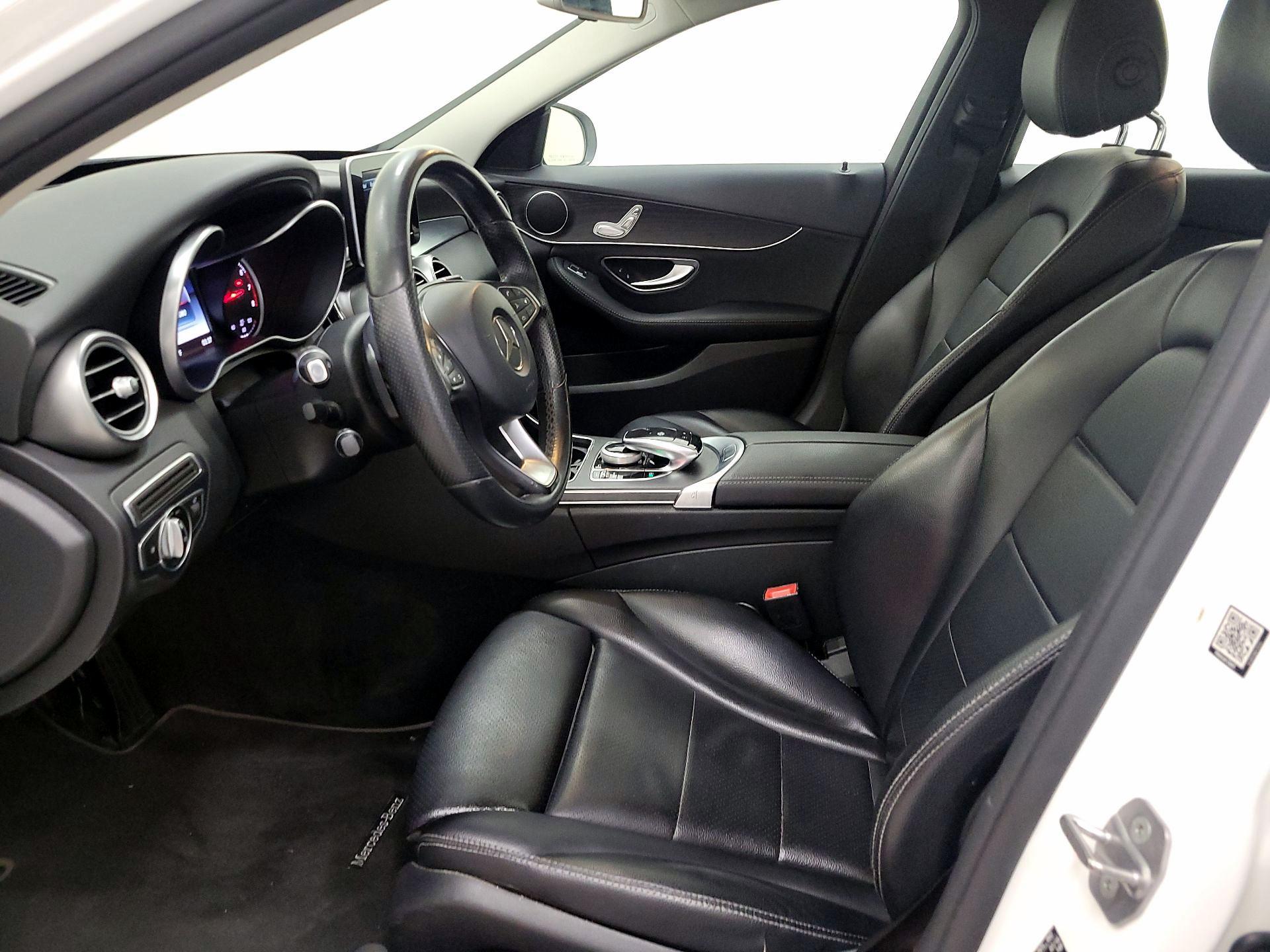 Thumbnail: 2016 Mercedes-Benz C-Class - 11