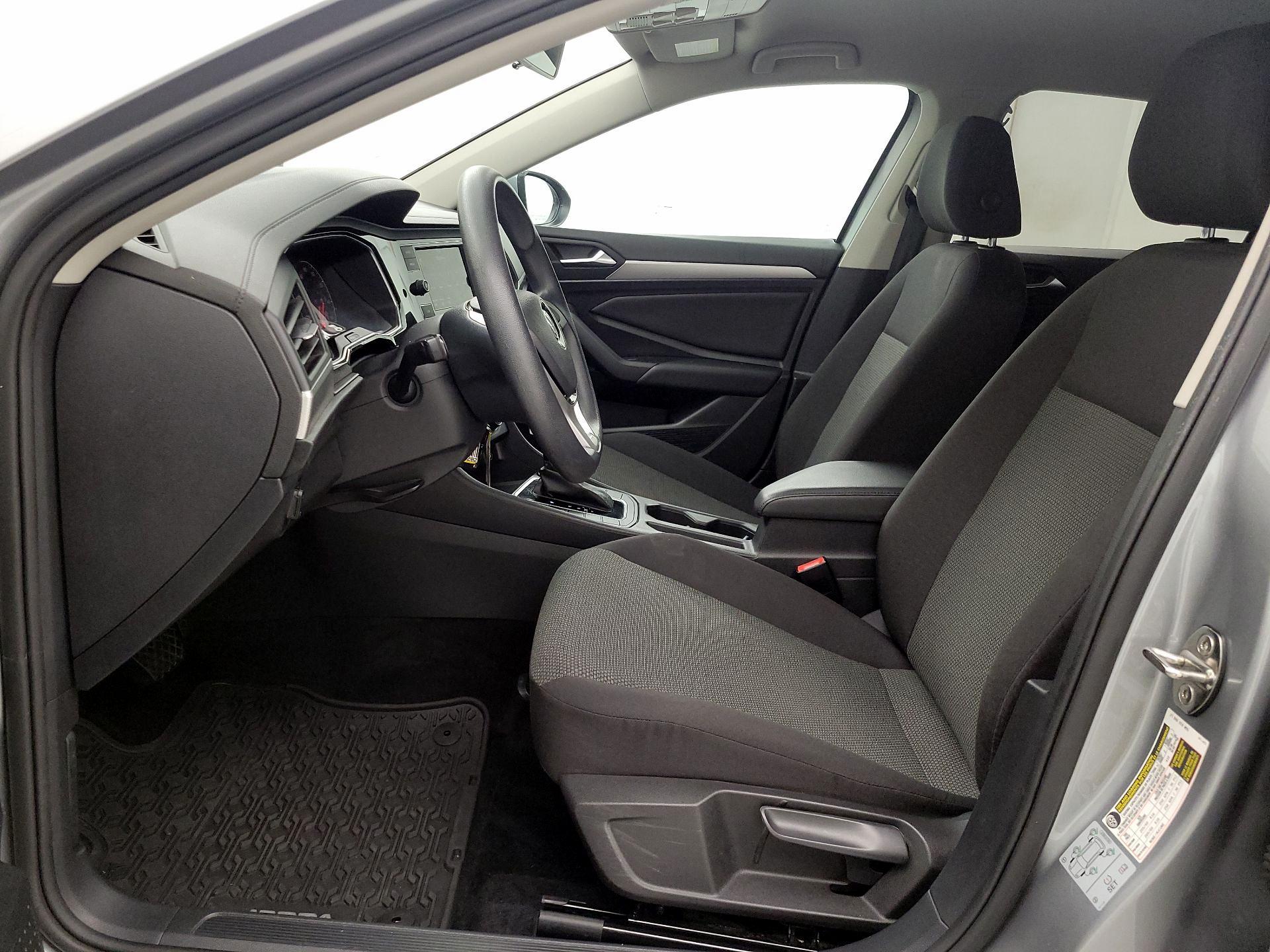 Thumbnail: 2019 Volkswagen Jetta - 11