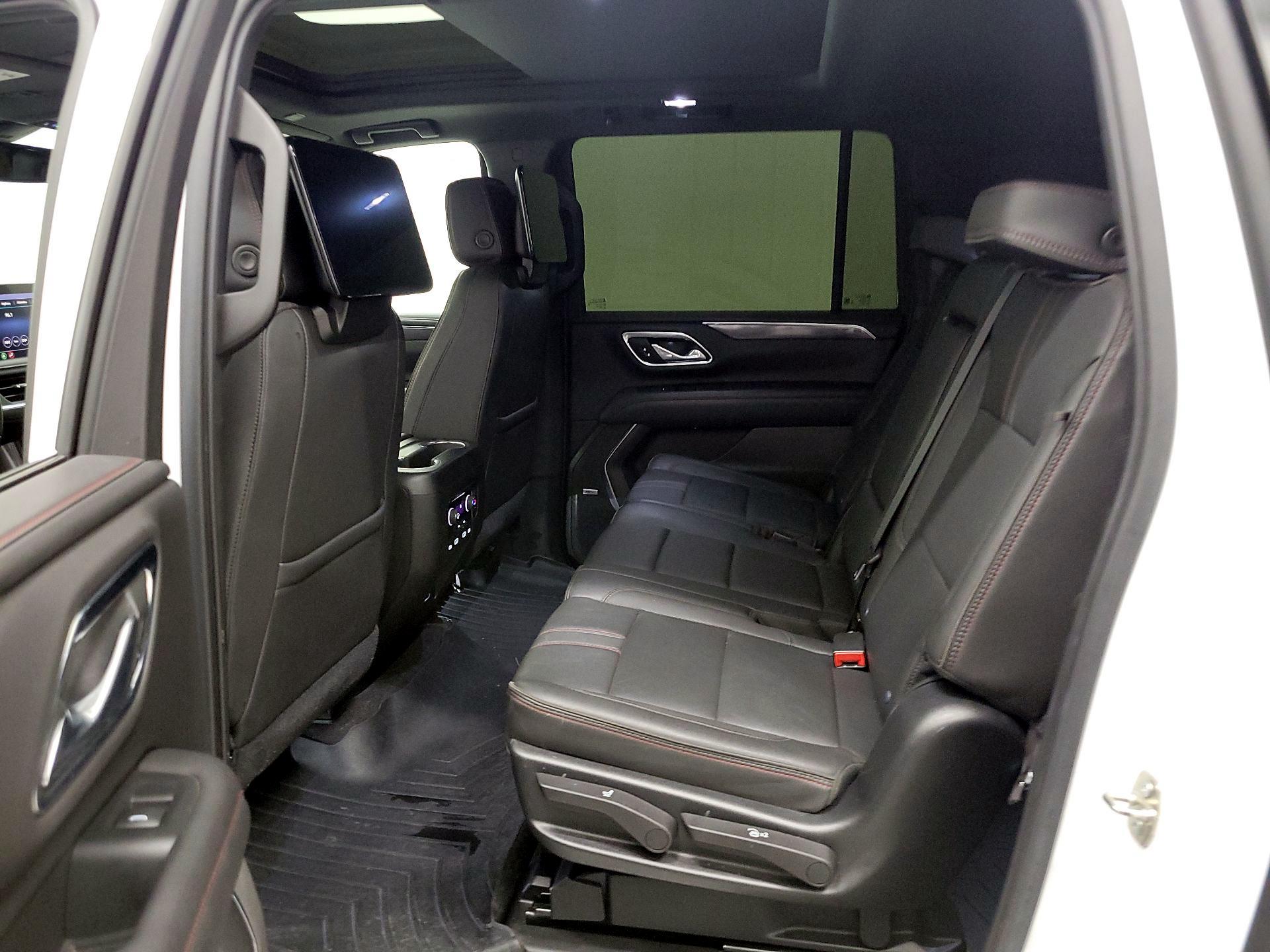 Thumbnail: 2021 Chevrolet Suburban - 20