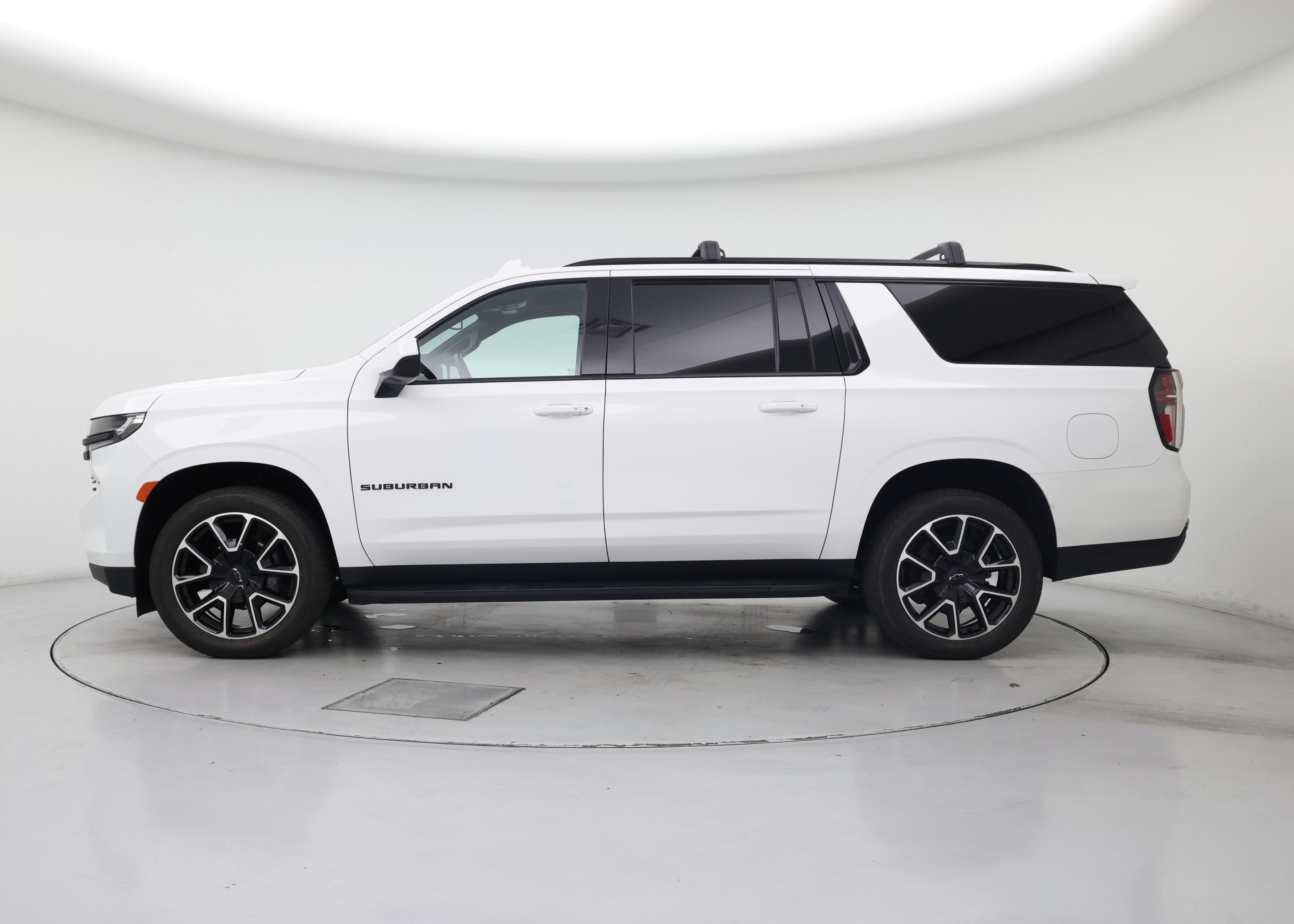 Thumbnail: 2021 Chevrolet Suburban - 3