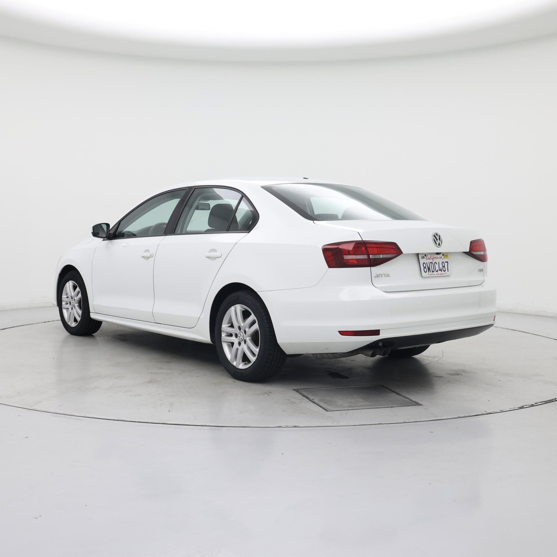 Thumbnail: 2018 Volkswagen Jetta - 2