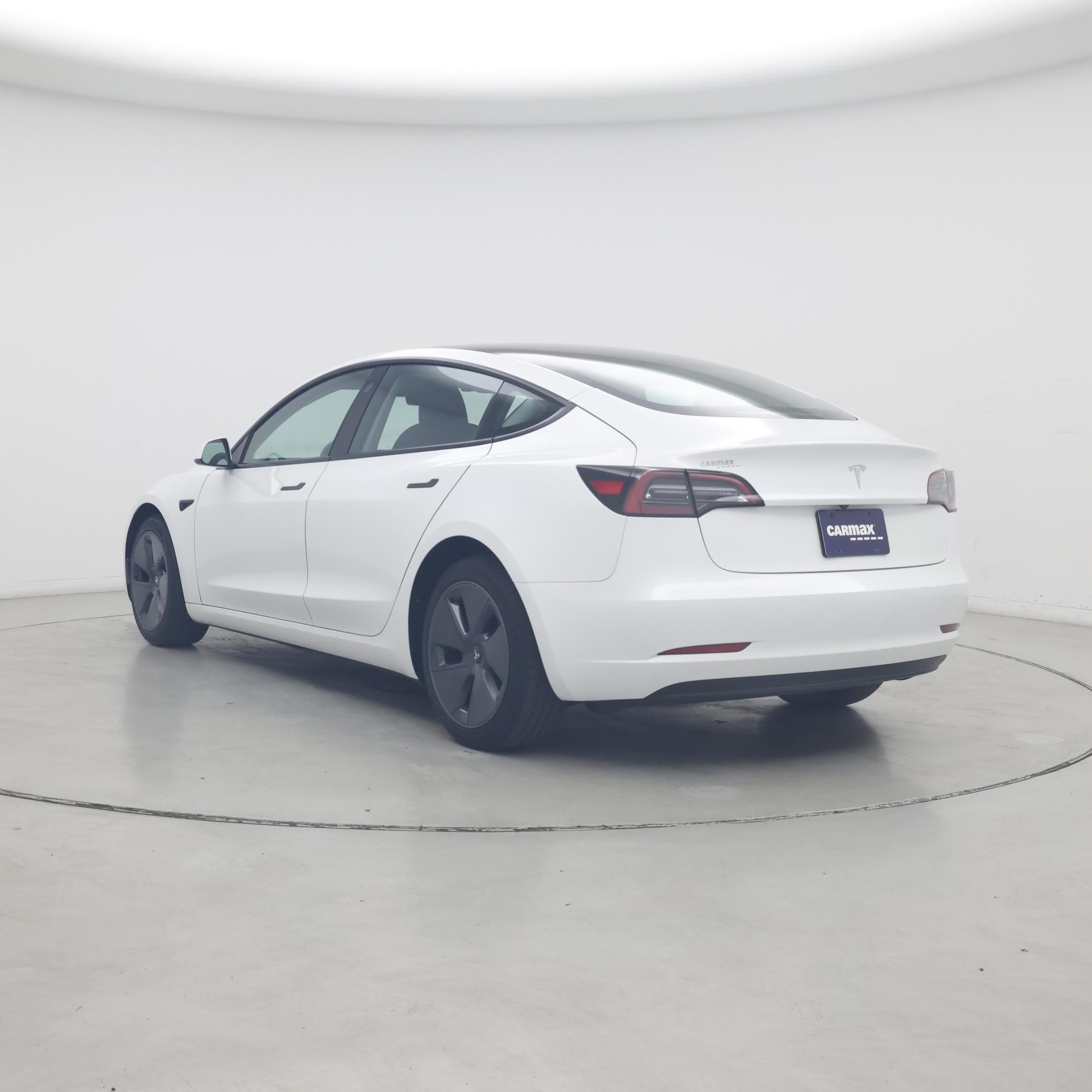 Thumbnail: 2023 Tesla Model 3 - 2