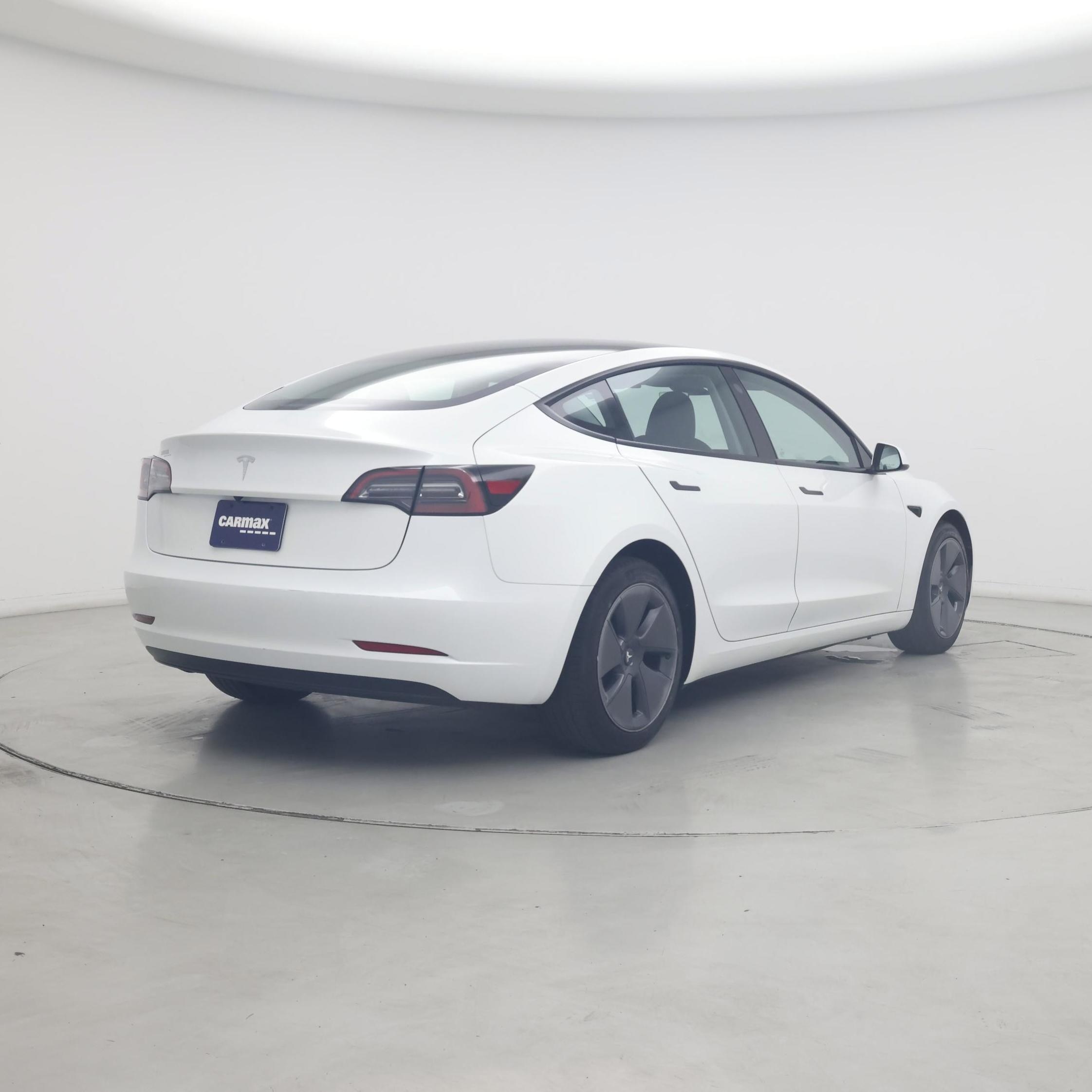 Thumbnail: 2023 Tesla Model 3 - 8