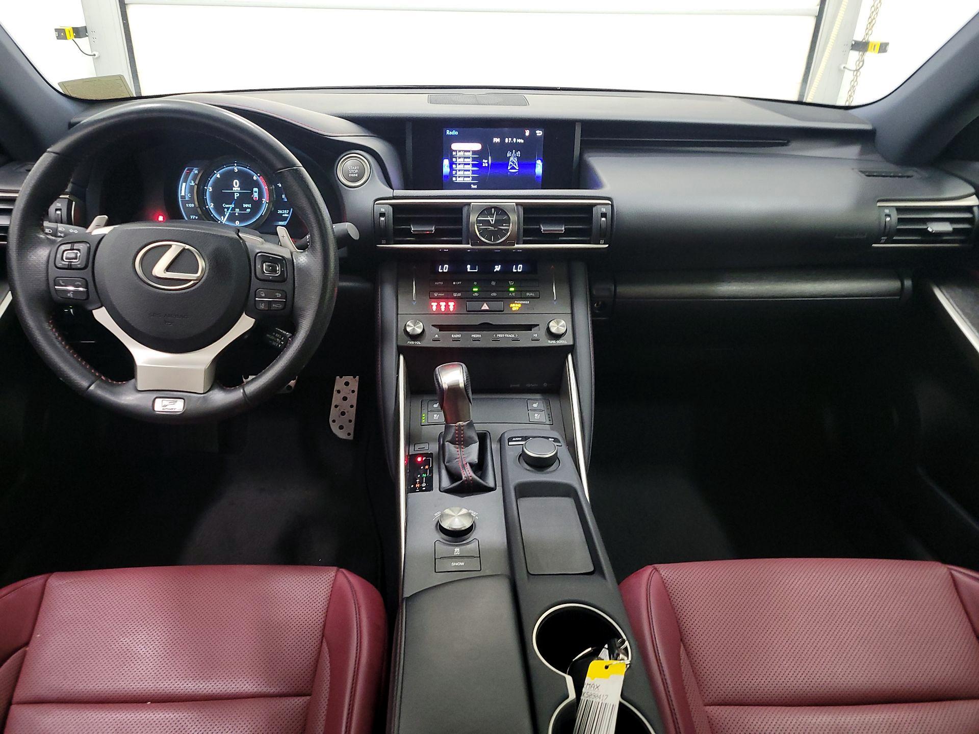 Thumbnail: 2019 Lexus IS - 9