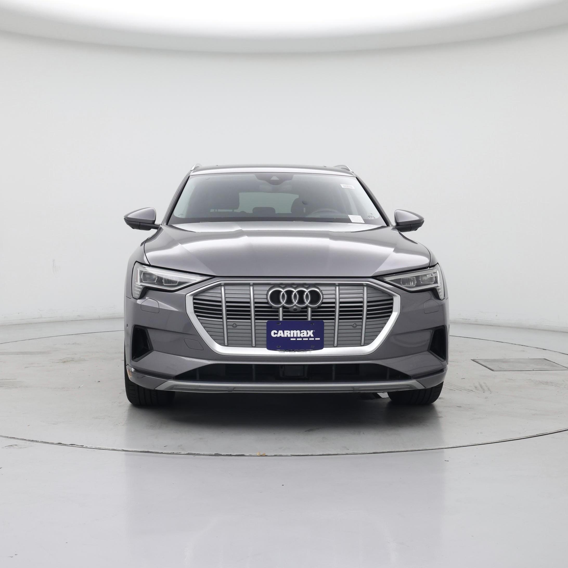 Thumbnail: 2019 Audi e-tron - 5