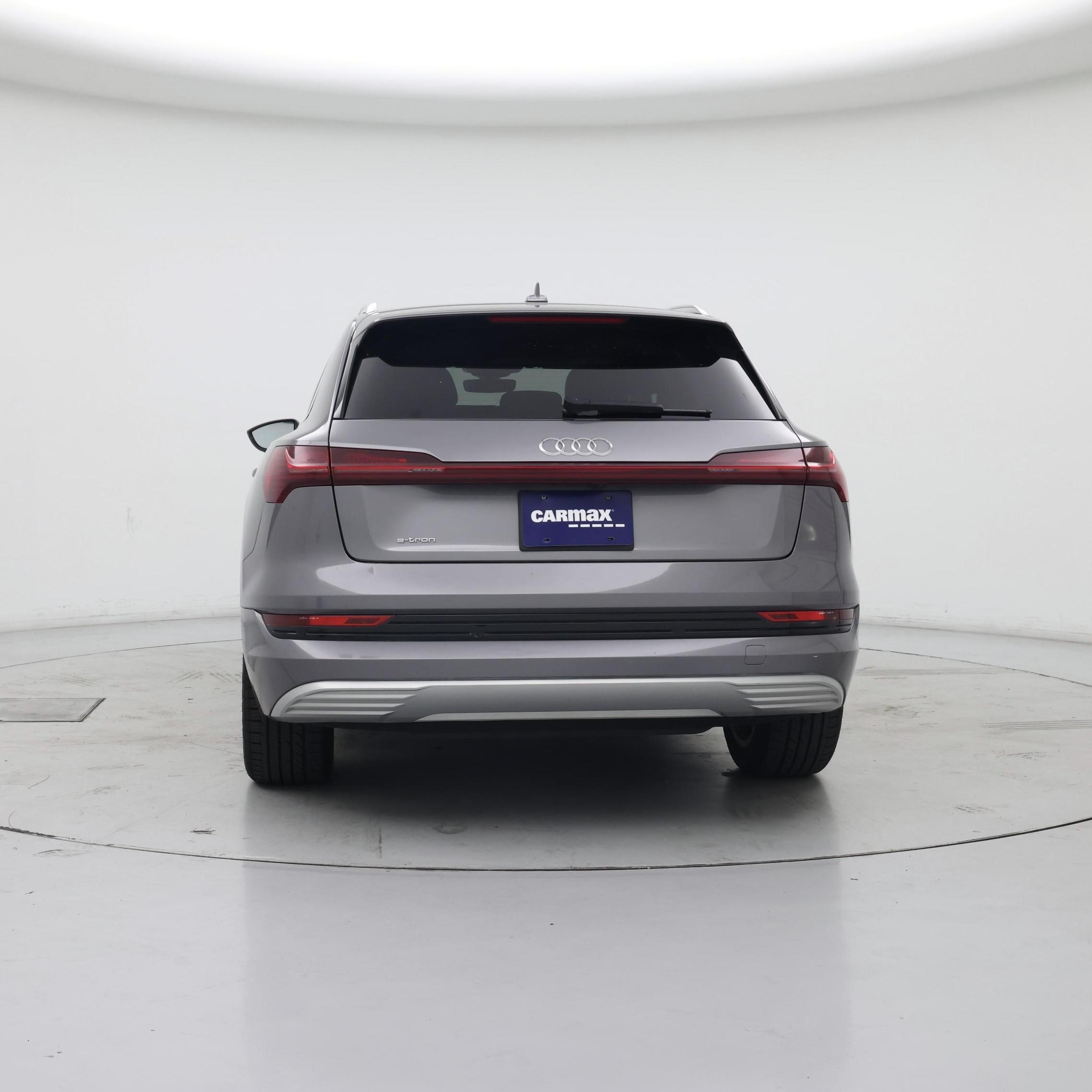 Thumbnail: 2019 Audi e-tron - 6