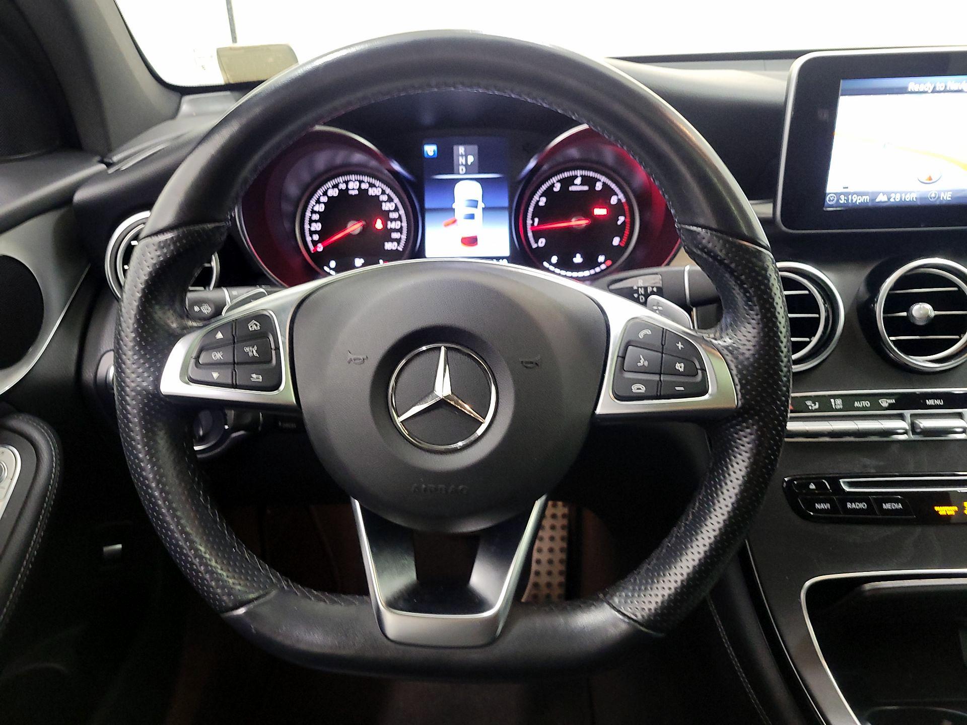 Thumbnail: 2019 Mercedes-Benz GLC - 10