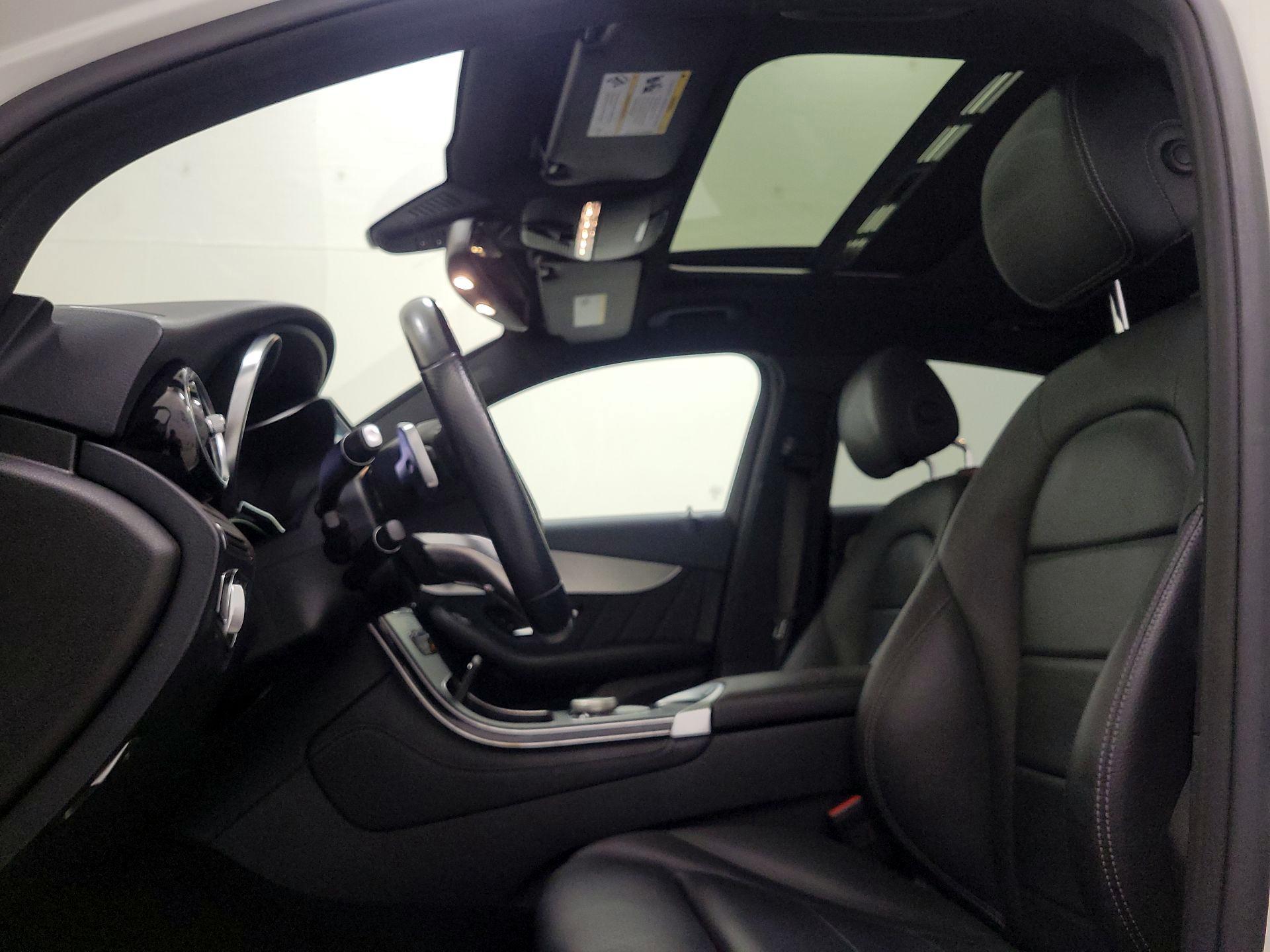 Thumbnail: 2019 Mercedes-Benz GLC - 20