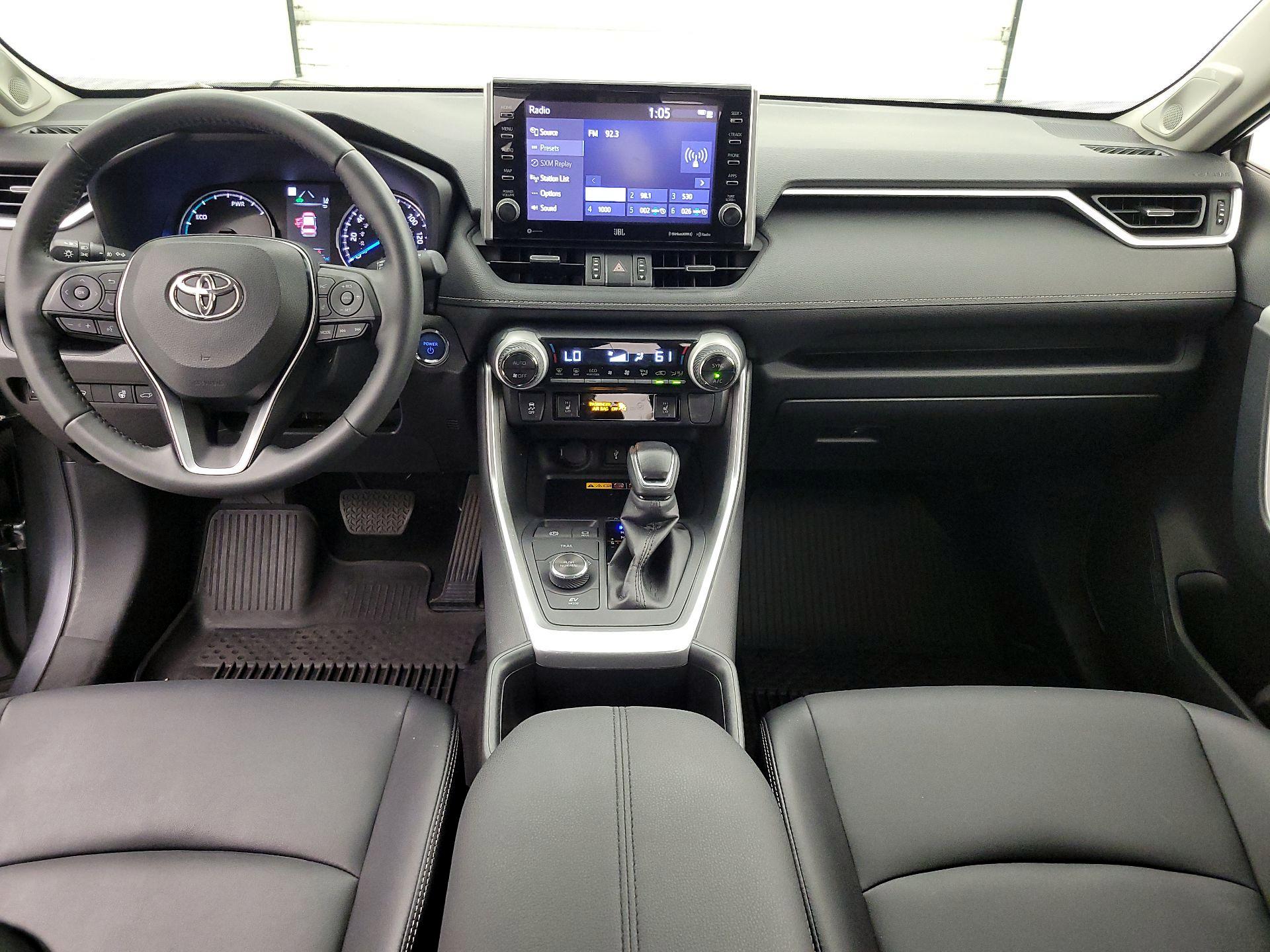 Thumbnail: 2022 Toyota RAV4 - 9