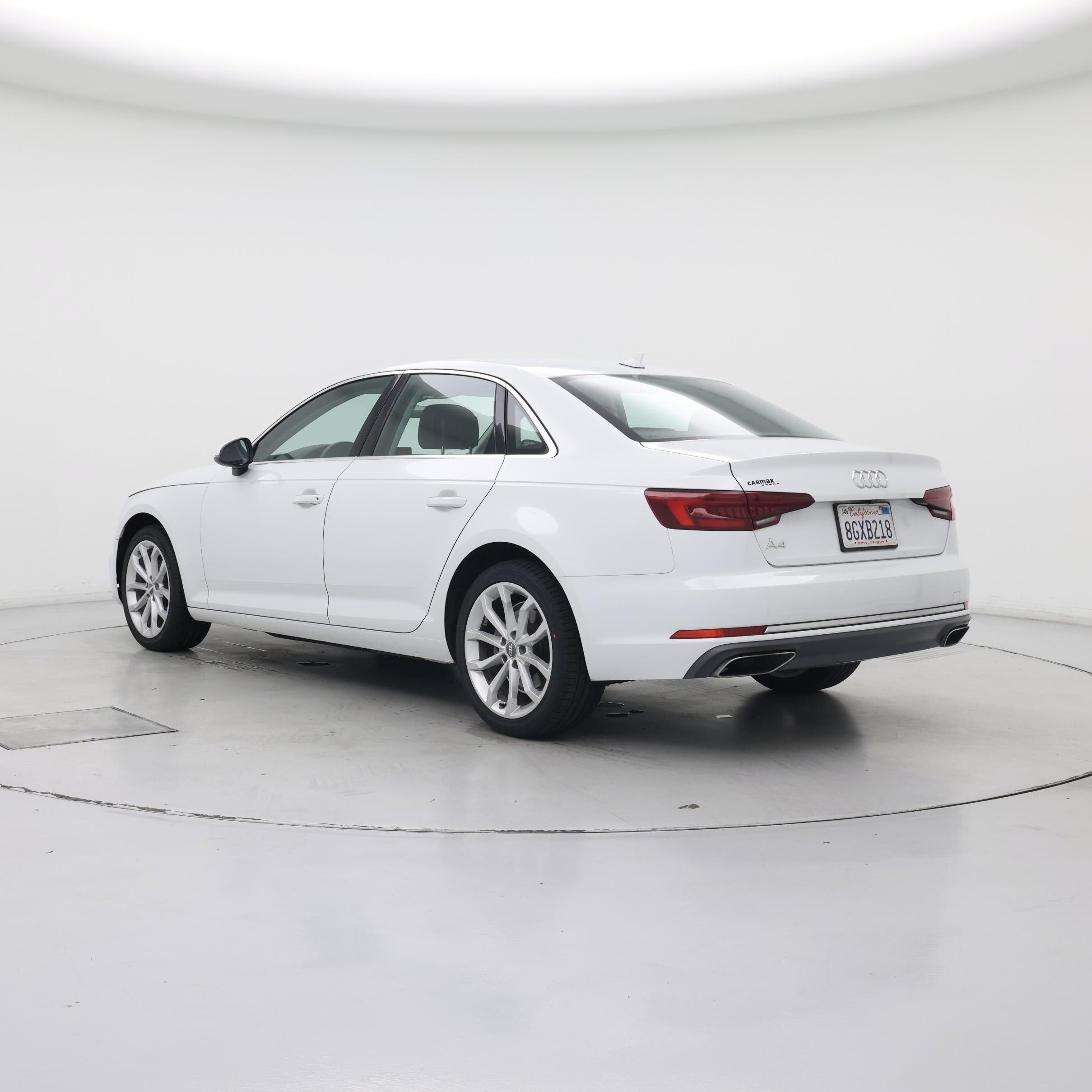 Thumbnail: 2019 Audi A4 - 2