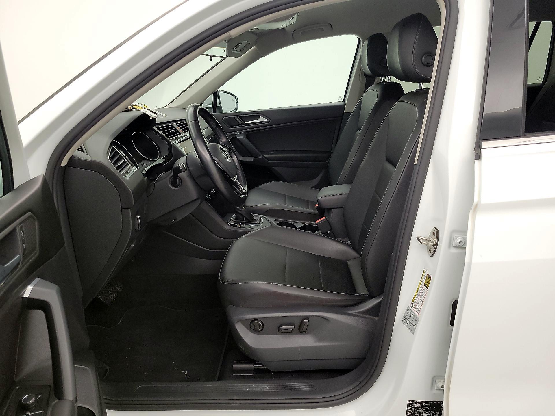 Thumbnail: 2019 Volkswagen Tiguan - 11